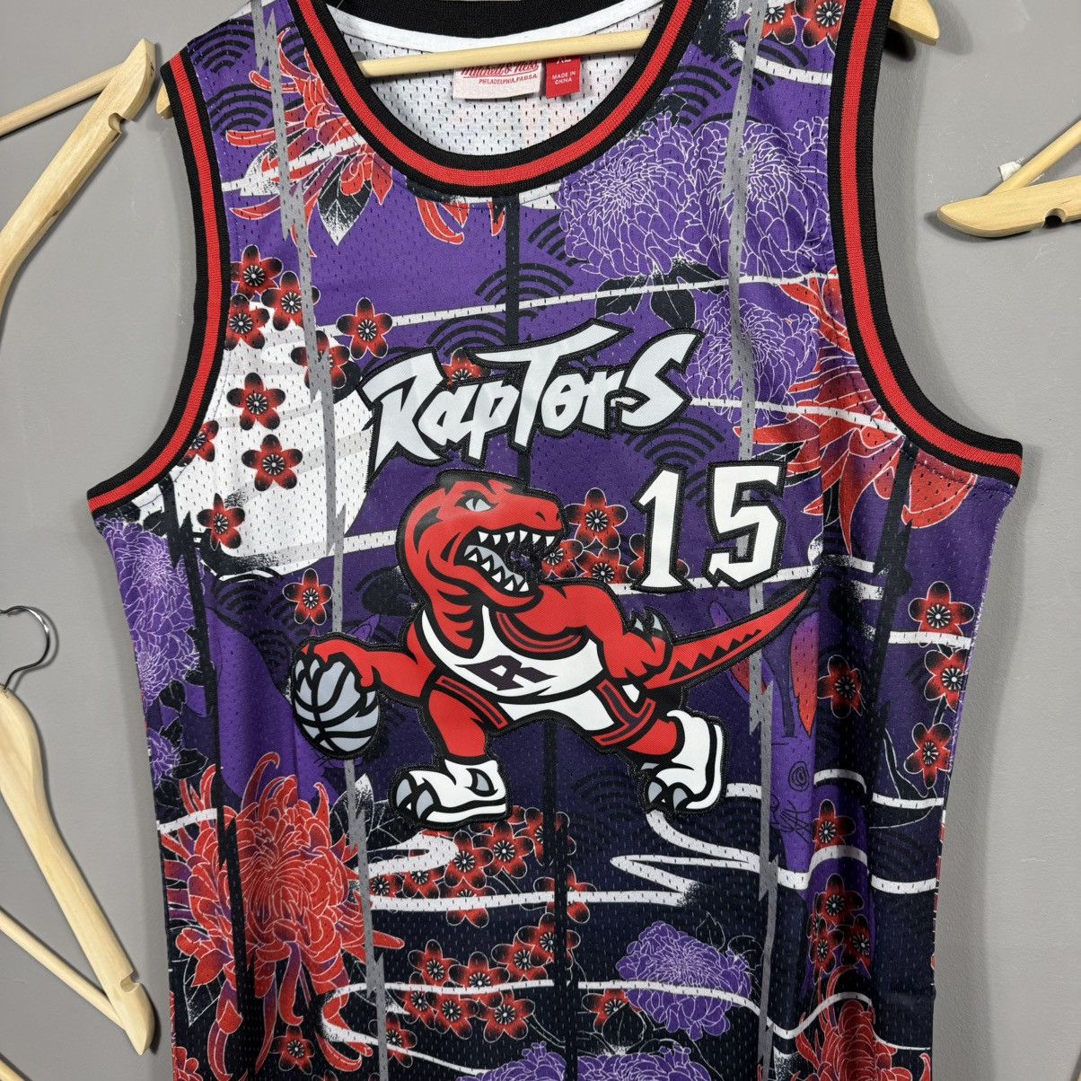NBA Toronto Raptors NBA #15 Carter Basketball Jersey Size US L / EU 52-54 / 3 - 4 Thumbnail
