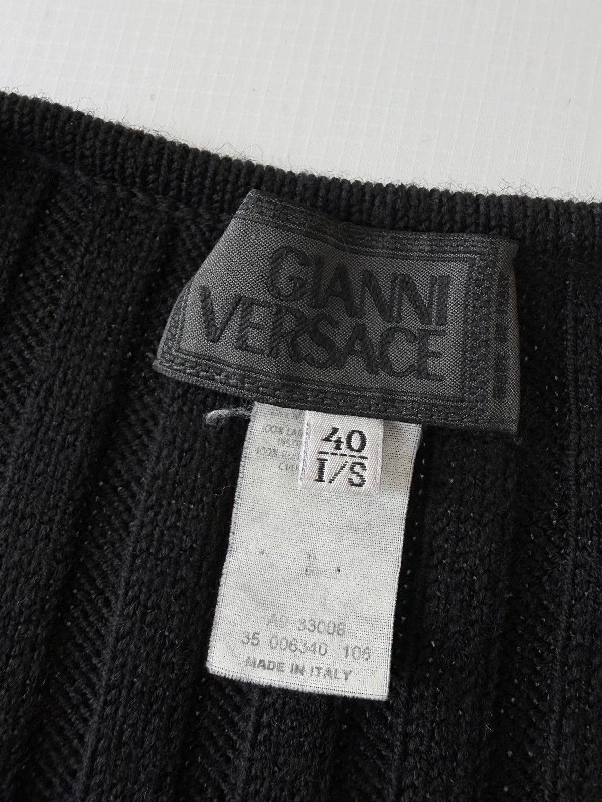 Versace 2000’s Gianni Versace Leather Horizontal Lined Knit Sweater Size S / US 4 / IT 40 - 6 Thumbnail