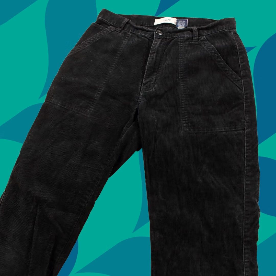 Gap GAP Womens Military Surplus Style Flared Corduroy Pants sz 8 Black Corduroy Flare 32 Inseam Womens Size 30" / US 8 / IT 44 - 1 Thumbnail