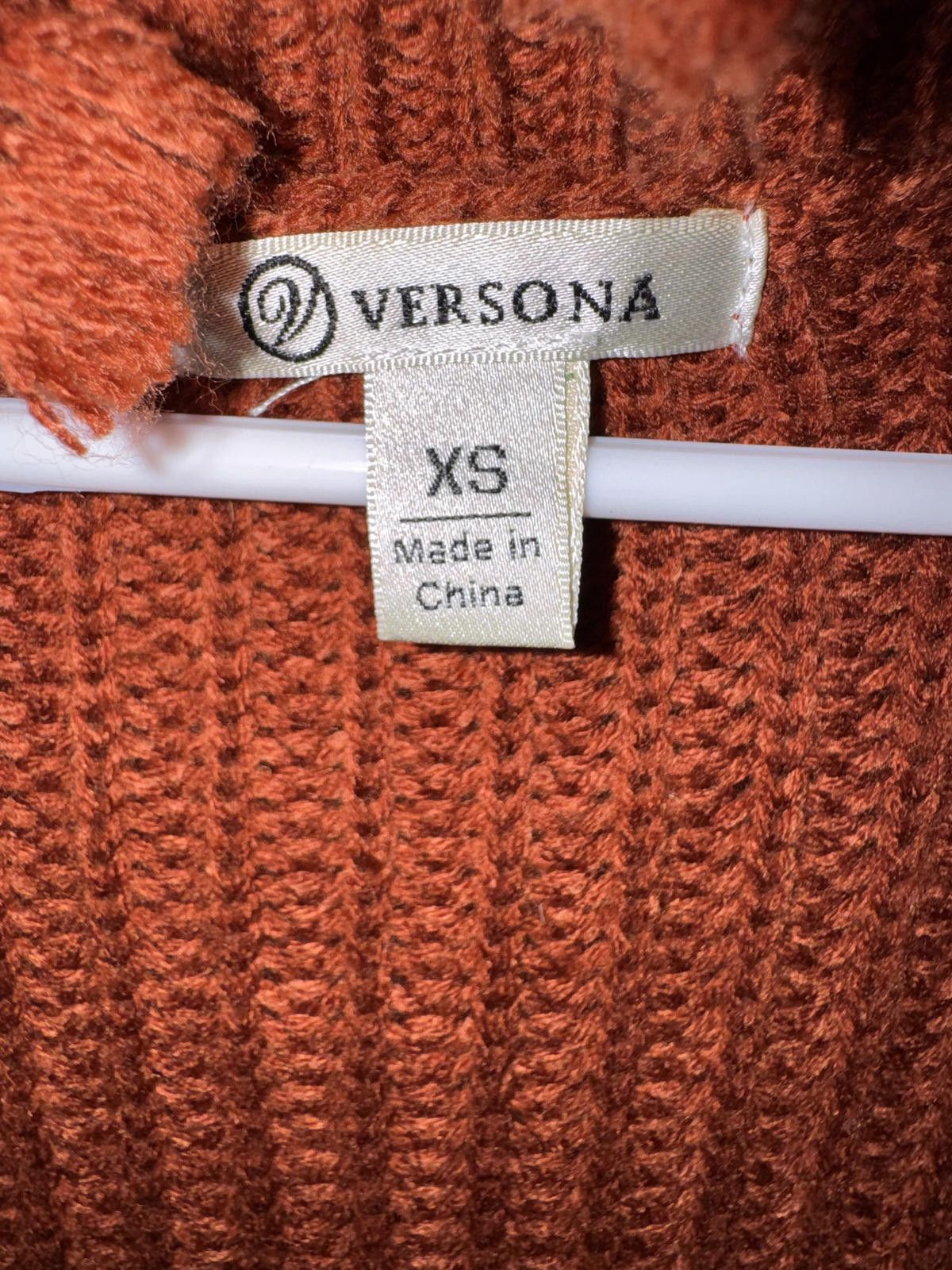 Other Versona XS Rust Orange Knit Sweater with Distressed Edges Size XS / US 0-2 / IT 36-38 - 2 Thumbnail