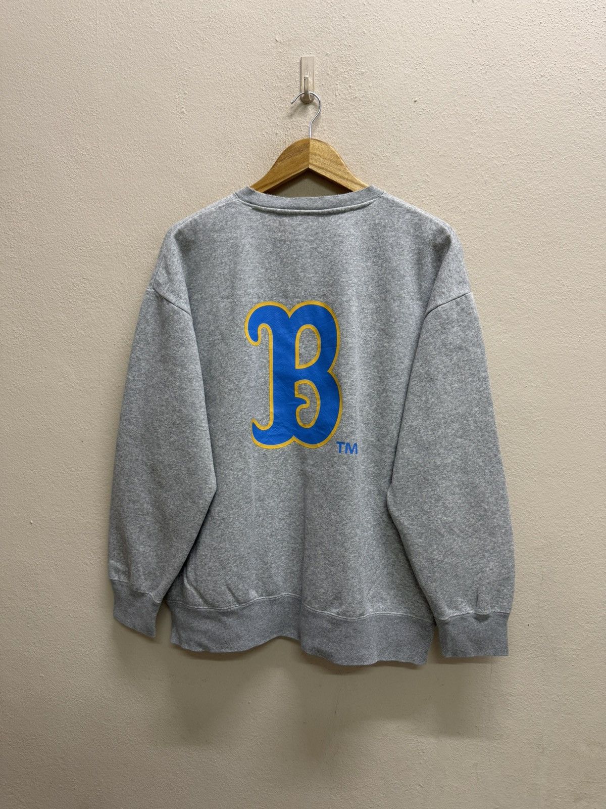 Japanese Brand University California Los Angeles Bruins Biglogo Sweatshirt Size US L / EU 52-54 / 3 - 16 Thumbnail
