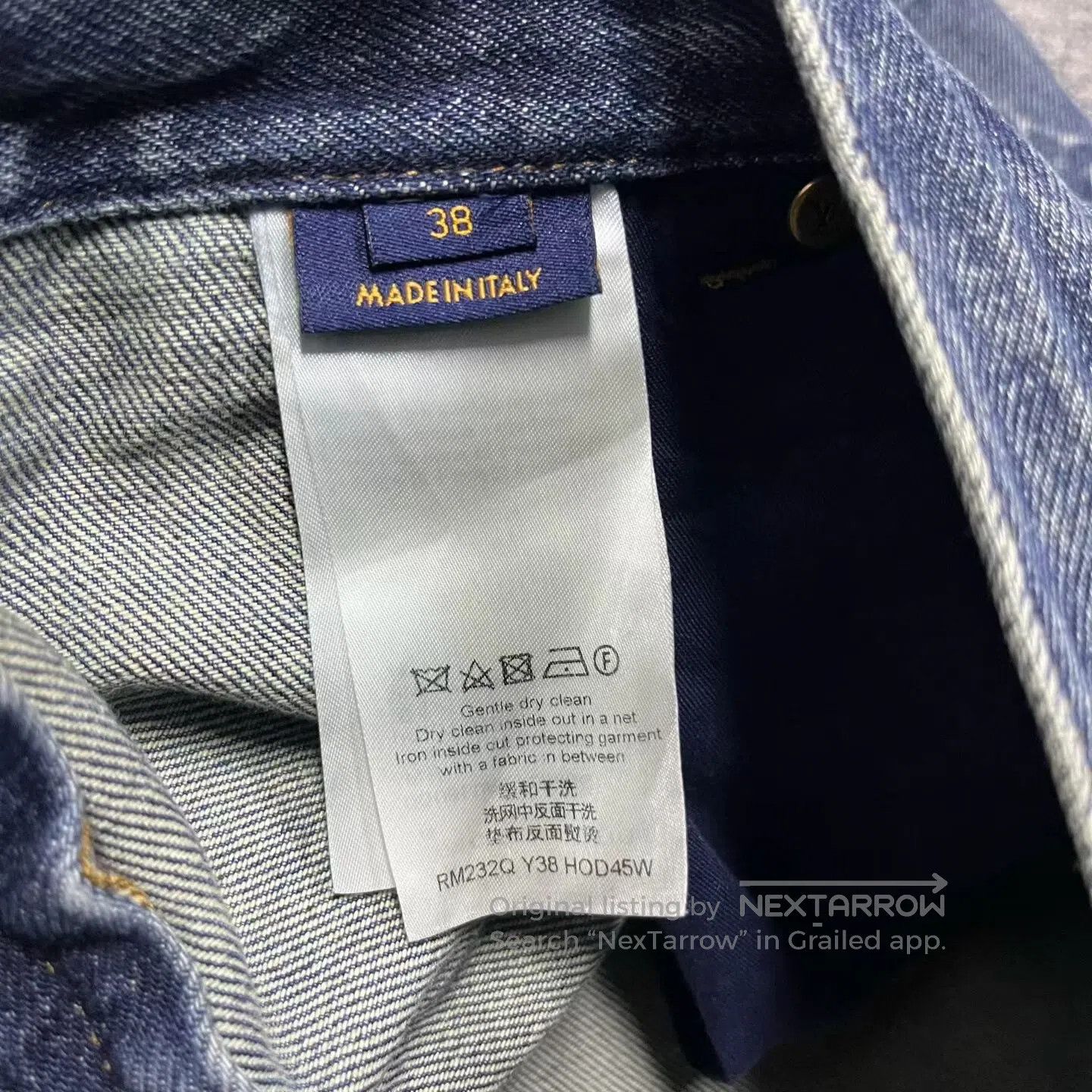 Louis Vuitton Louis Vuitton SIZE 38 Dark blue logo-printed, loose-fittin Size US 30 / EU 46 - 4 Thumbnail