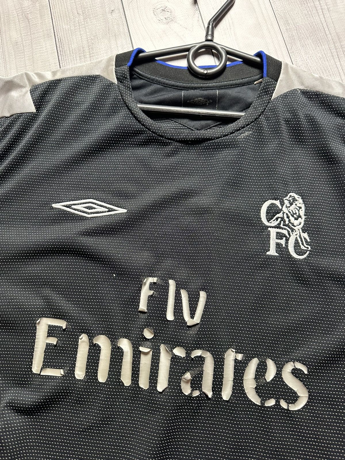Chelsea Soccer × Umbro × Vintage Vintage Umbro Chelsea soccer jersey size L black Size US L / EU 52-54 / 3 - 4 Thumbnail
