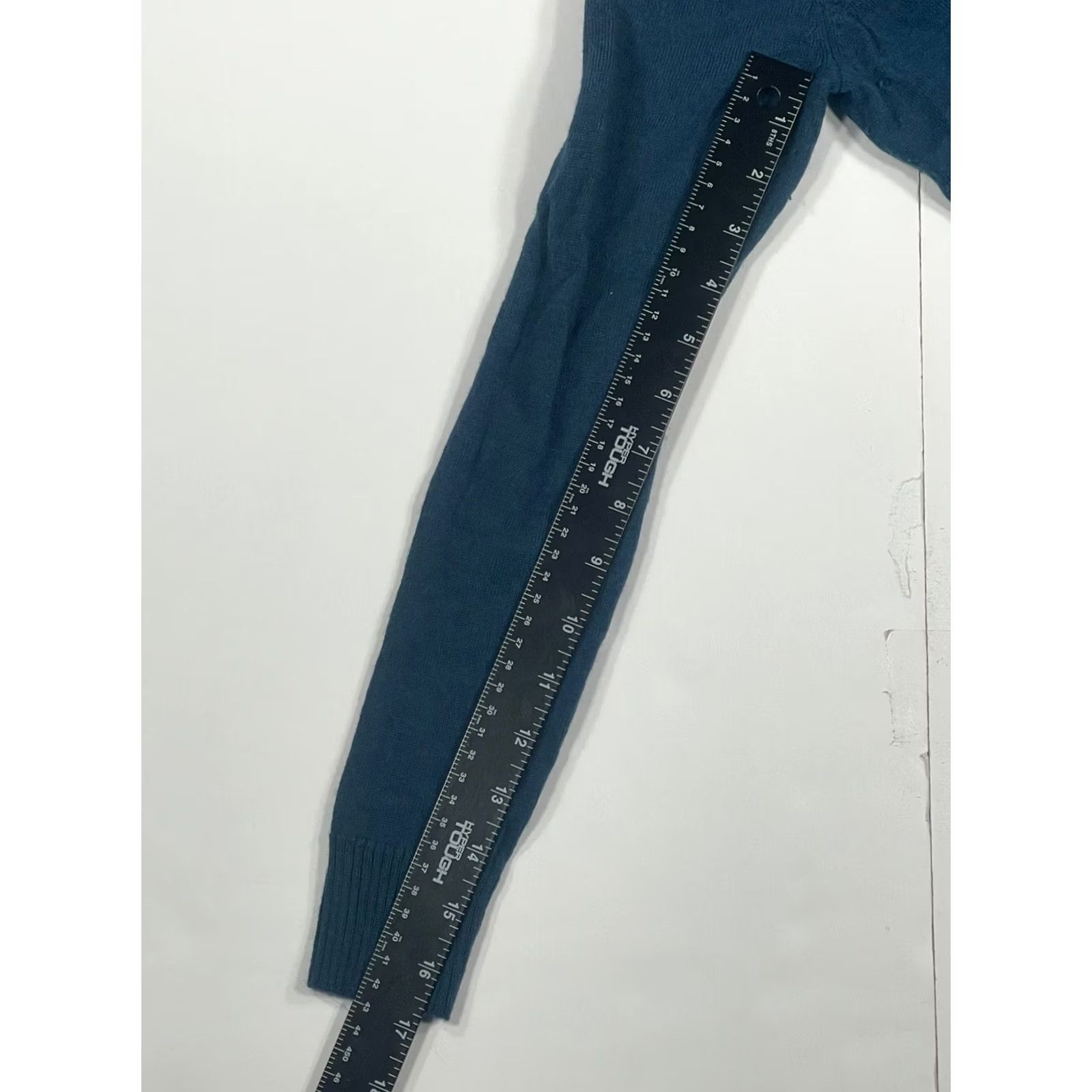 Ellen Tracy Ellen Tracy Womens V-Neck Knit Sweater Sz S Blue Long Sleeve 100% Merino Wool Pullover Casual Womens Size S / US 4 / IT 40 - 7 Thumbnail