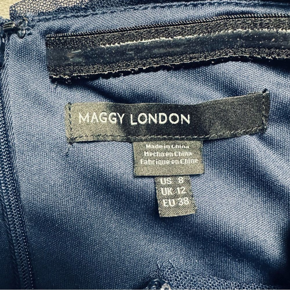 MAGGY LONDON NWT New Maggy London Long Floral Sequined Navy Evening Gown Size M / US 6-8 / IT 42-44 - 6 Thumbnail