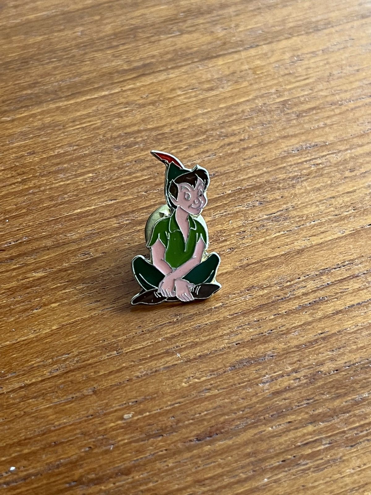 Disney Peter Pan vintage pin Size ONE SIZE - 1 Thumbnail