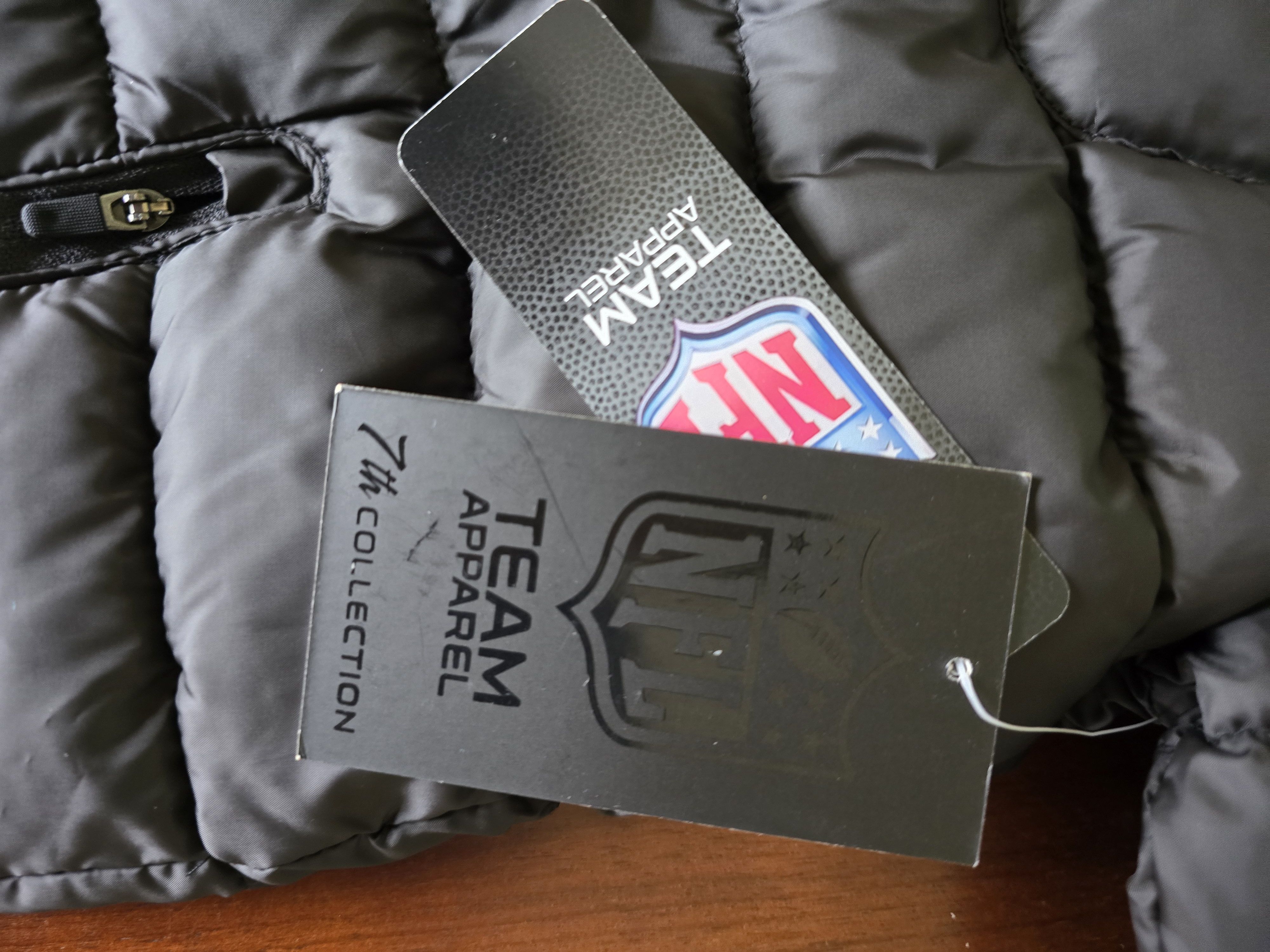 NFL Arizona Cardinals Puffer Jacket NFL Official Gear New Size L Size US L / EU 52-54 / 3 - 6 Thumbnail
