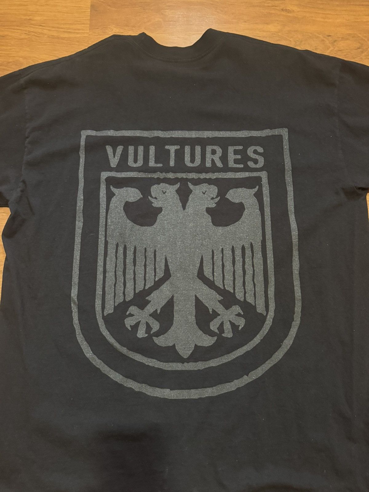 Kanye West × Supreme × Yeezy VULTURES listening party chicago merch Size US L / EU 52-54 / 3 - 6 Thumbnail