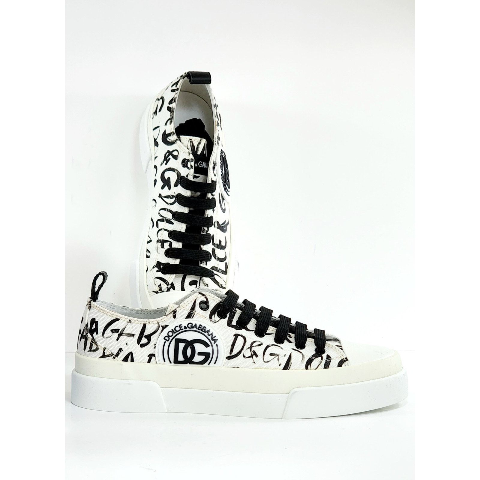 Dolce & Gabbana DOLCE & GABBANA PORTOFINO Crystal DG Logo White US 9. EU 42 Size US 9 / IT 39 - 4 Thumbnail