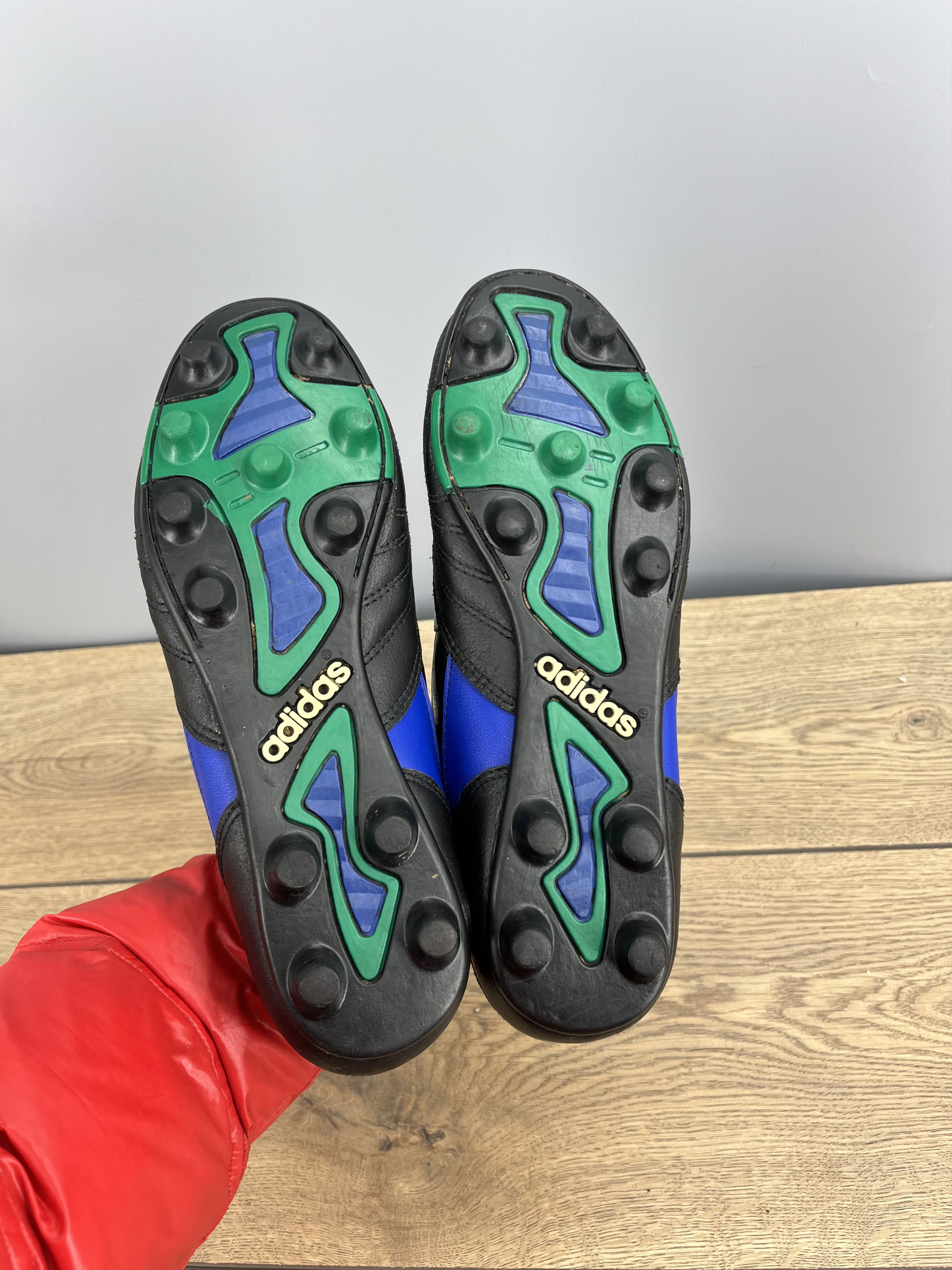 Adidas Vintage adidas Questra Soccer Cleats 1994 Black Blue Green Size US 8.5 / EU 41-42 - 9 Thumbnail