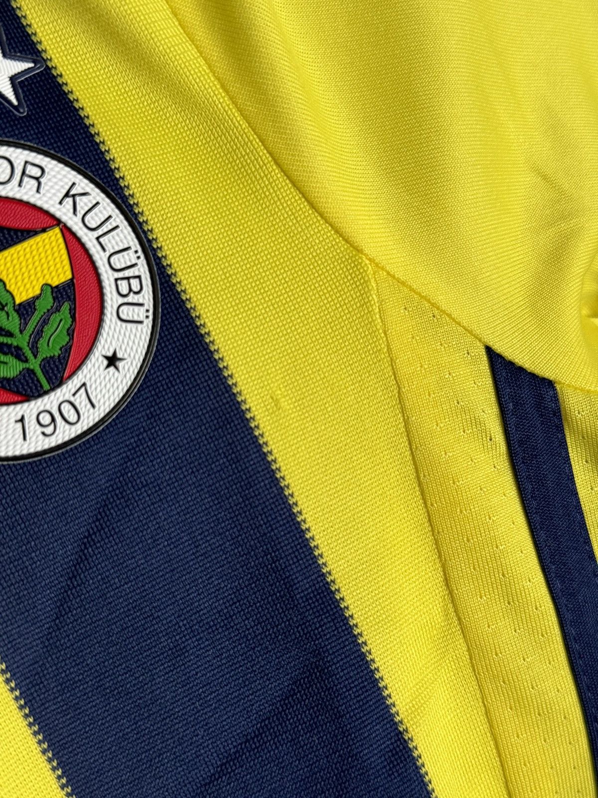 Adidas KIDS New Fenerbahce 20/21 Home Football Jersey T-Shirt Size US XS / EU 42 / 0 - 6 Thumbnail
