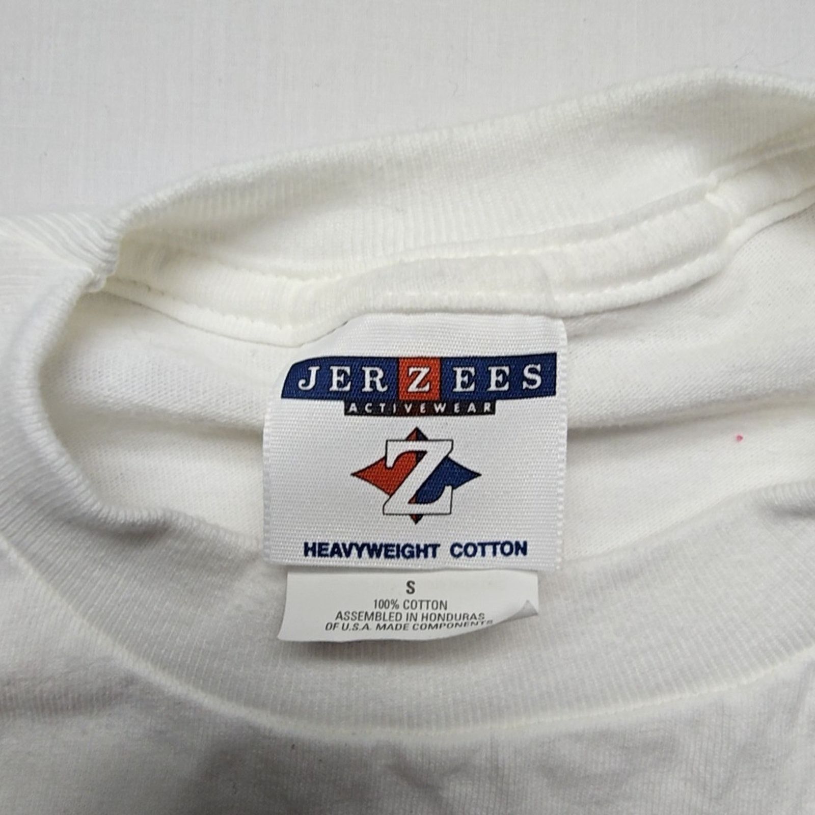 Jerzees Vintage Vail Paramedics Emt Shirt White Mens S Graphic Tee Size US S / EU 44-46 / 1 - 4 Thumbnail