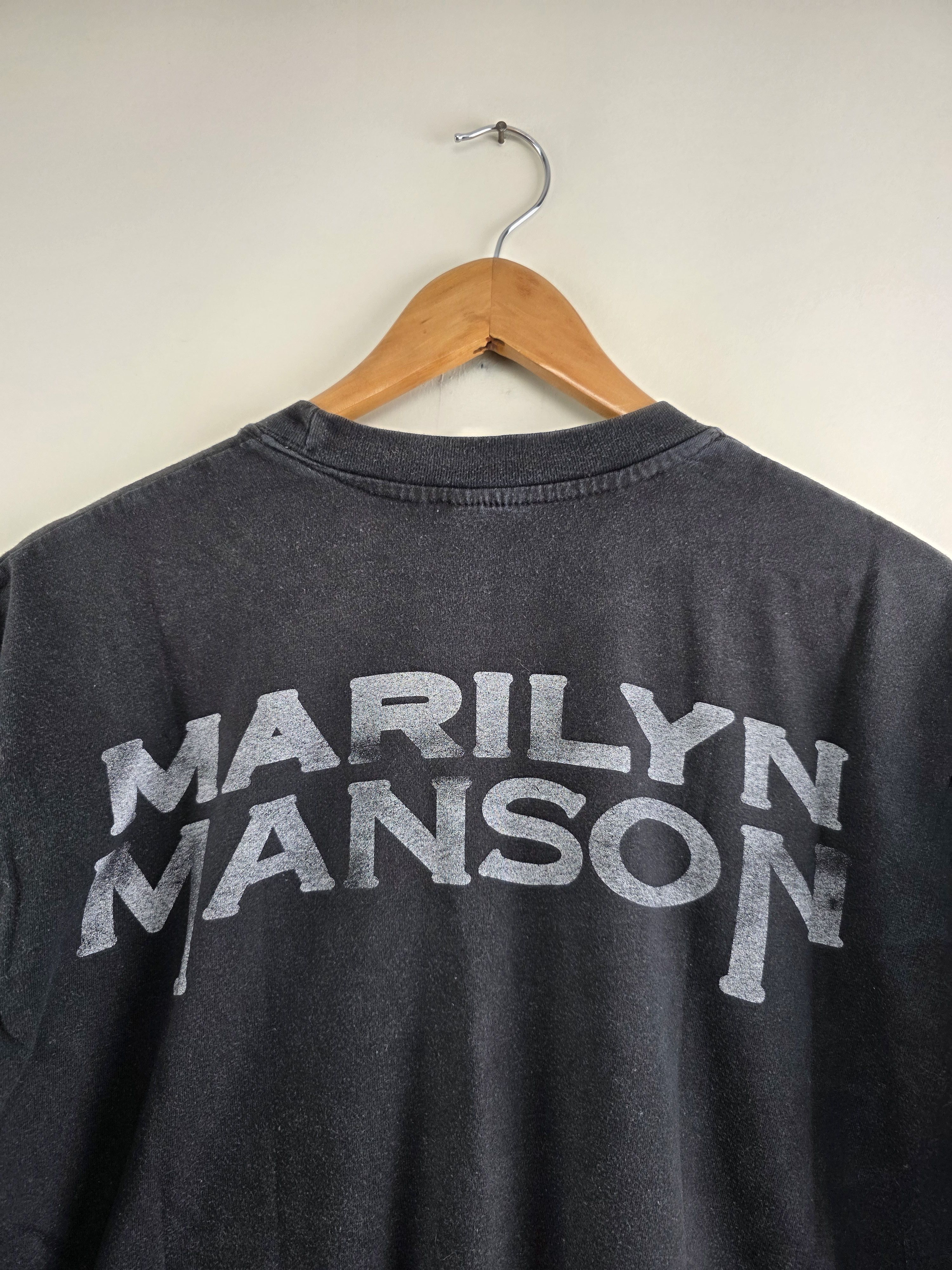Marilyn Manson 2000 Marilyn Manson Vintage T shirt L 22" 26" Size US L / EU 52-54 / 3 - 8 Thumbnail