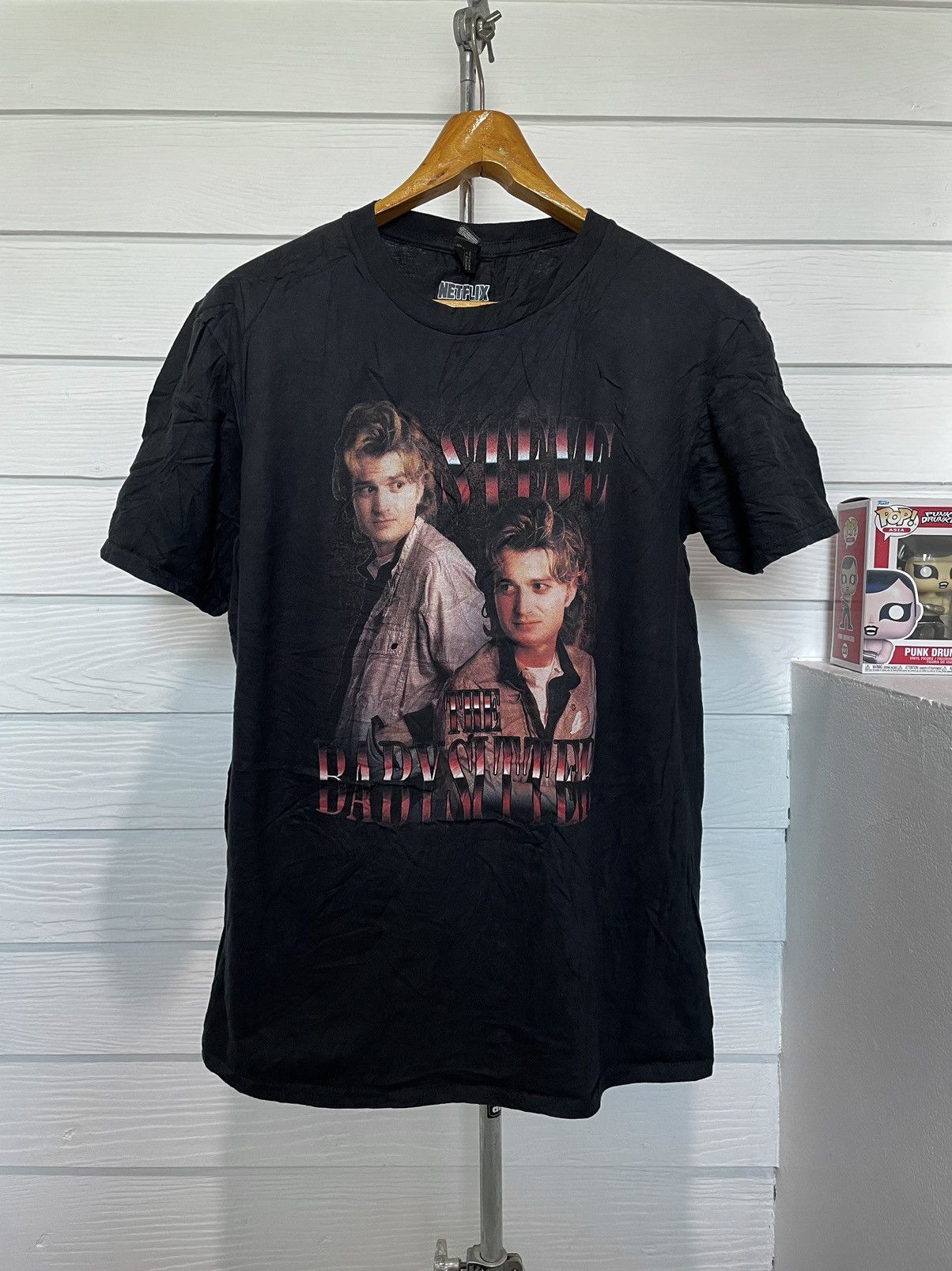 Vintage STEVE THE BABYSITTER STRANGER THINGS (2022) Size US L / EU 52-54 / 3 - 1 Thumbnail
