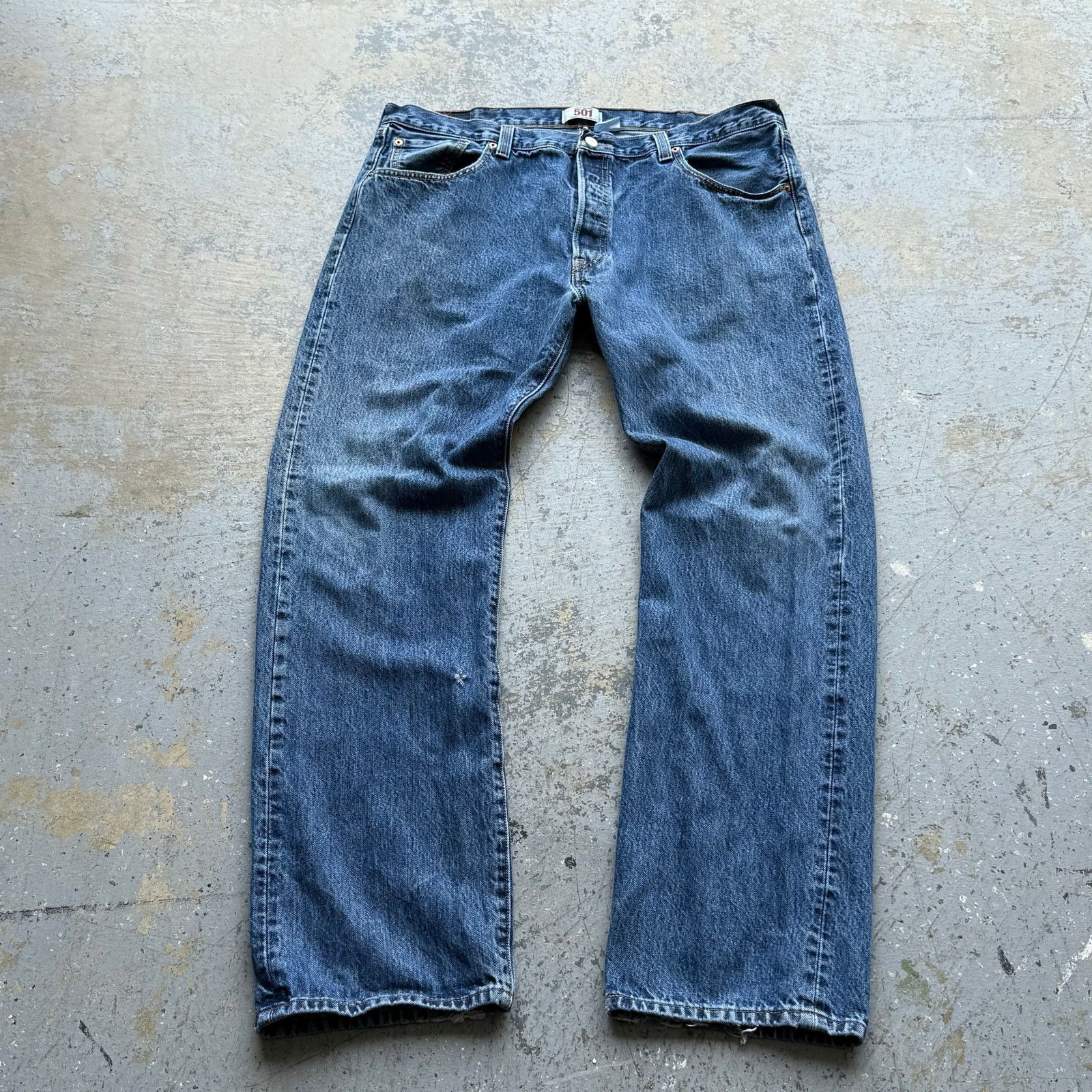 Levi's Vintage Y2K Levi’s 501 Button Fly Straight Leg Jeans Size US 38 / EU 54 - 2 Thumbnail