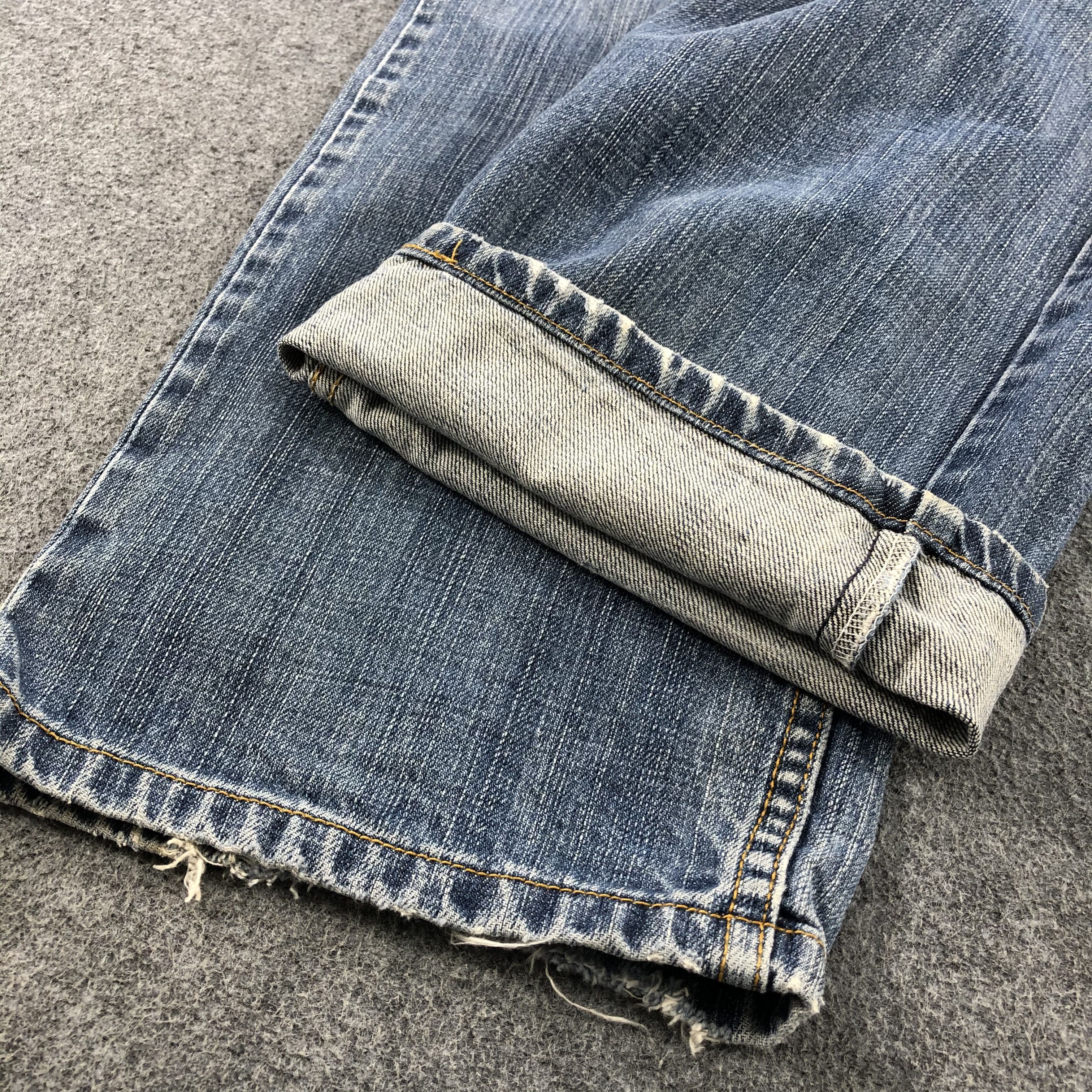 Levi's × Vintage Vintage 90s Blue Wash Levis 559 Jeans-JM1687 Size US 34 / EU 50 - 7 Thumbnail