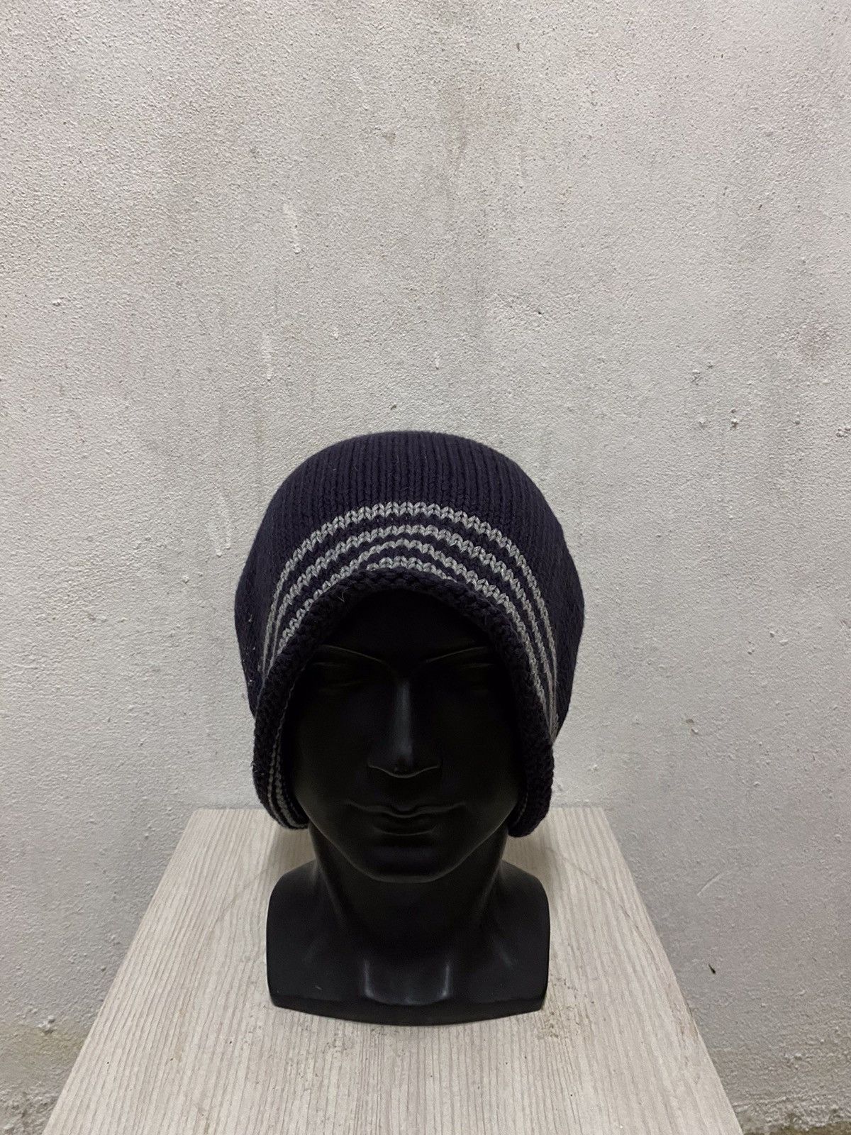 Japanese Brand Japanese Brand Sunny Clouds Plain Beanie Hat Size ONE SIZE - 2 Thumbnail