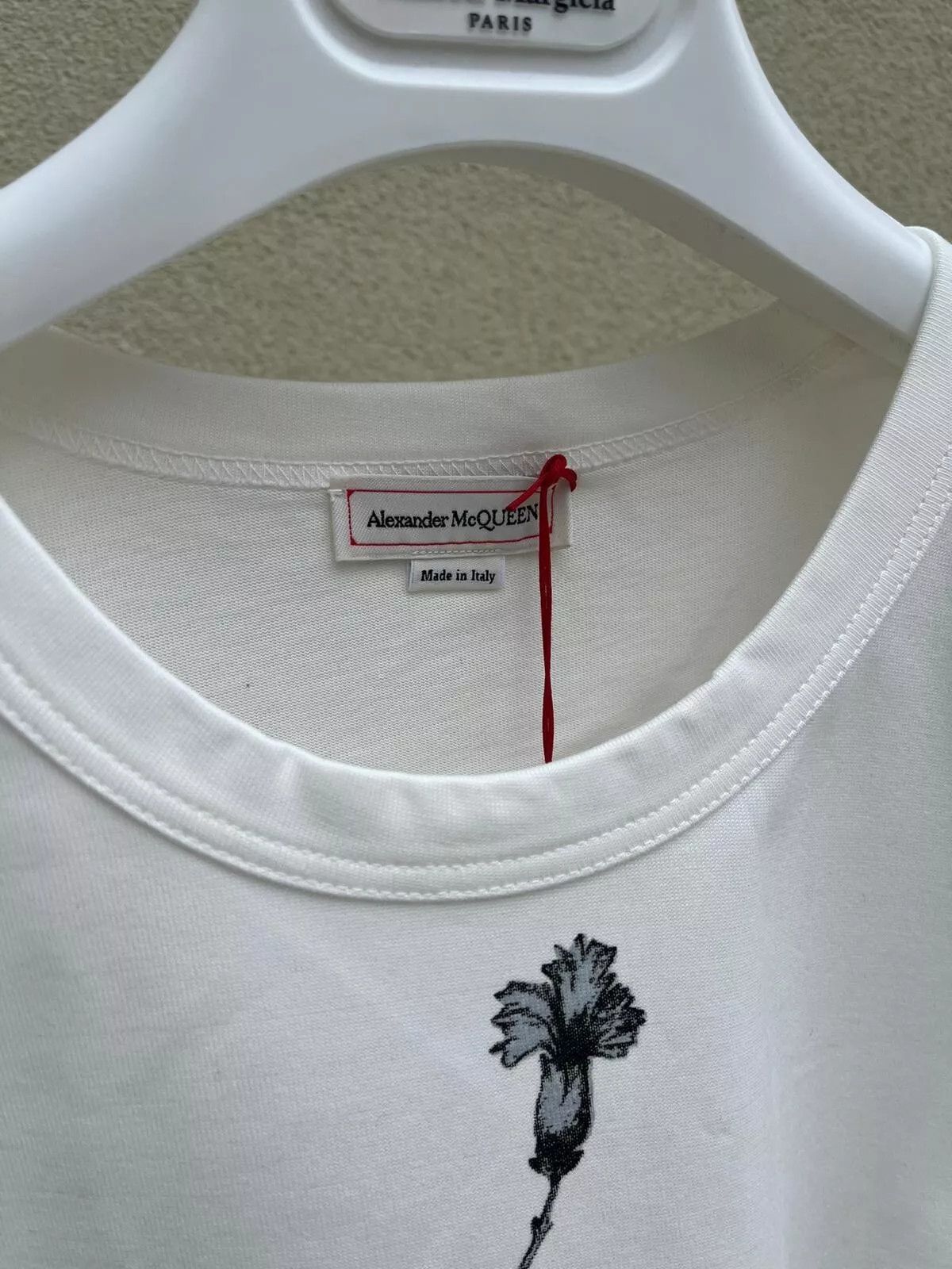 Alexander McQueen Floral Logo T-Shirt in White / Blue Size US M / EU 48-50 / 2 - 5 Thumbnail