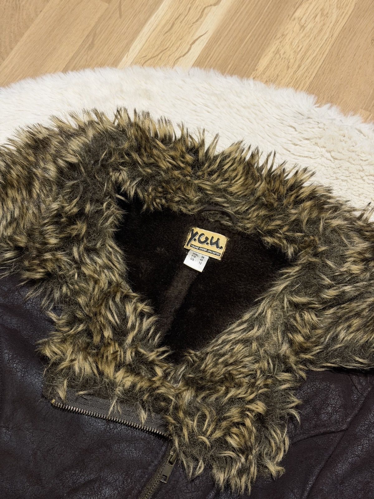 Le Grande Bleu (L.G.B.) If six was nine Leather Jacket brown Fur trucker jacket 90s Size M / US 6-8 / IT 42-44 - 4 Thumbnail
