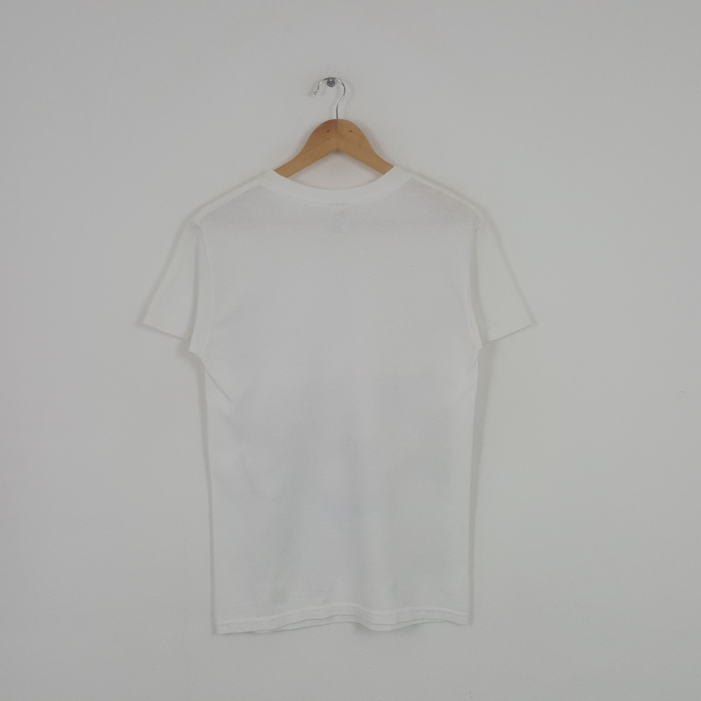 Band Tees × Vintage Vintage Red Hot Chili Peppers American Rock Band Tshirt Size US S / EU 44-46 / 1 - 3 Thumbnail