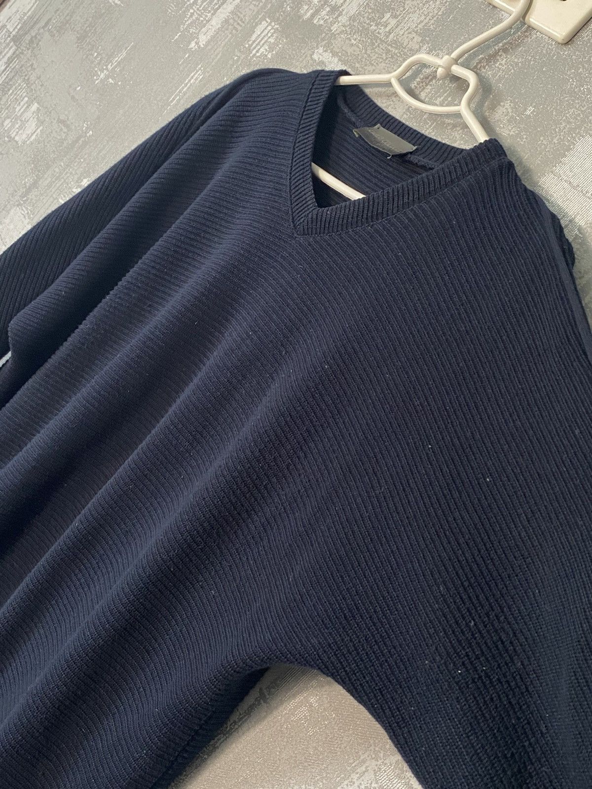 Carlo Colucci Vintage Carlo Colucci V-Neck Knitted Size 50 Dark Blue Size US M / EU 48-50 / 2 - 9 Thumbnail