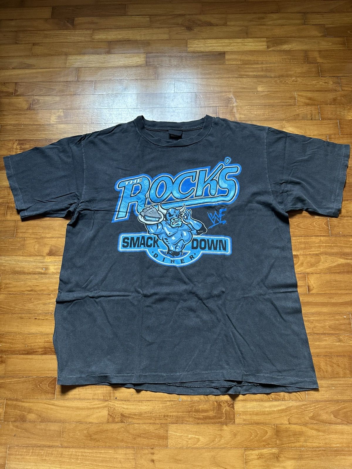 Vintage Vintage The Rock SmackDown Diner T-Shirt Size US XL / EU 56 / 4 - 1 Thumbnail