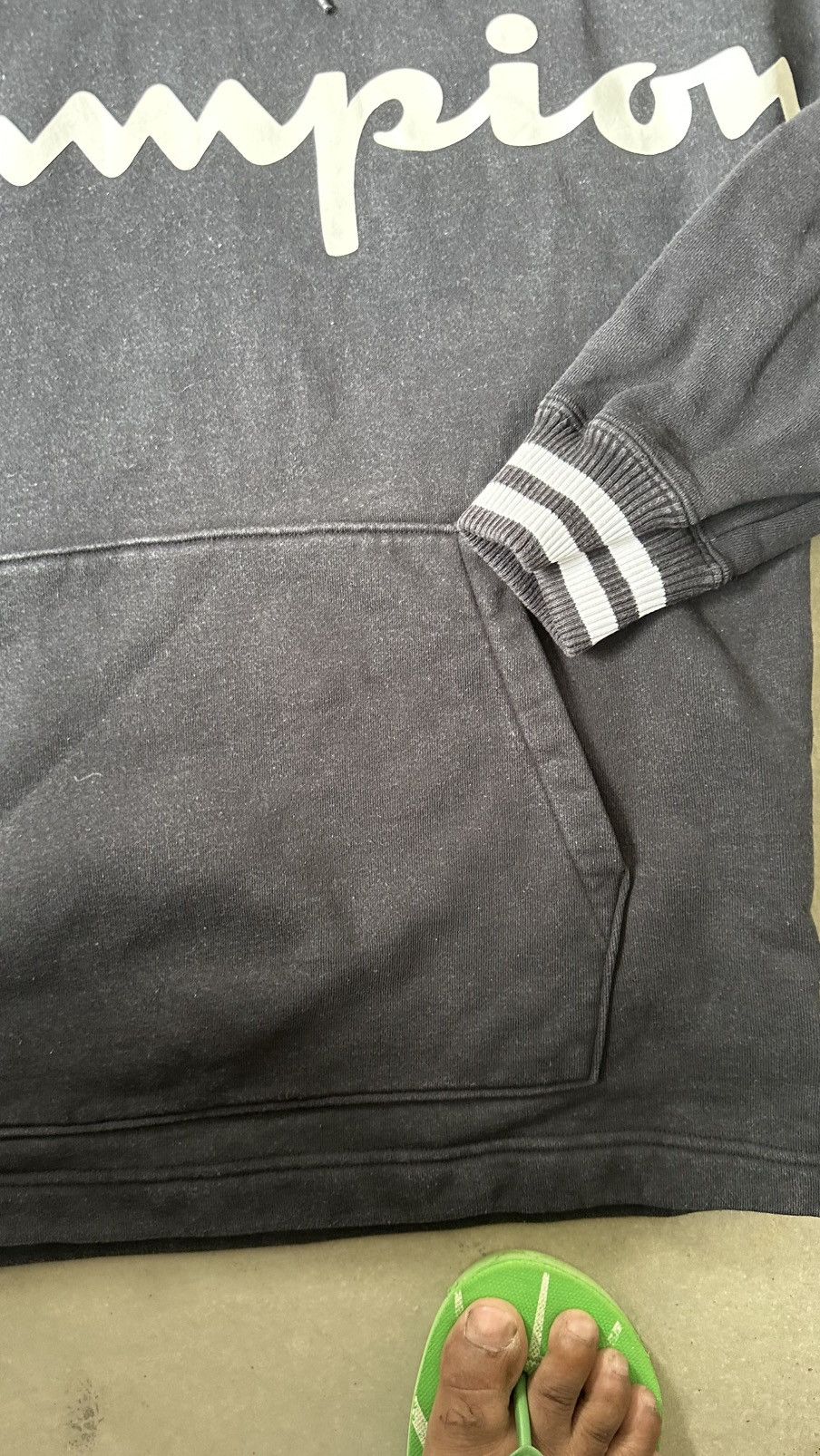 Champion VINTAGE CHAMPION SPELLOUT HOODIE Size US M / EU 48-50 / 2 - 3 Thumbnail