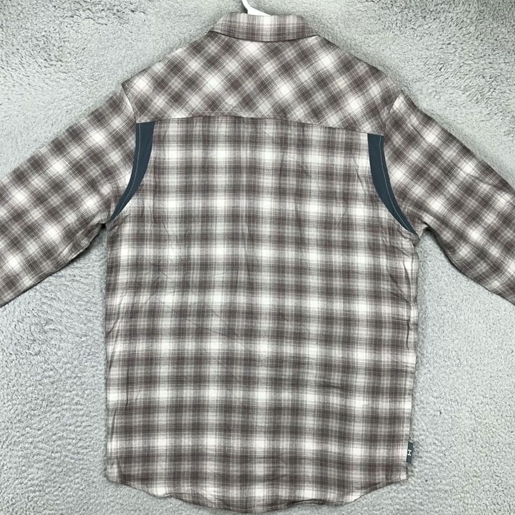 Under Armour Under Armour Flannel Shirt Mens M Grey White Plaid Snap Button Up Shirt Size US M / EU 48-50 / 2 - 3 Thumbnail