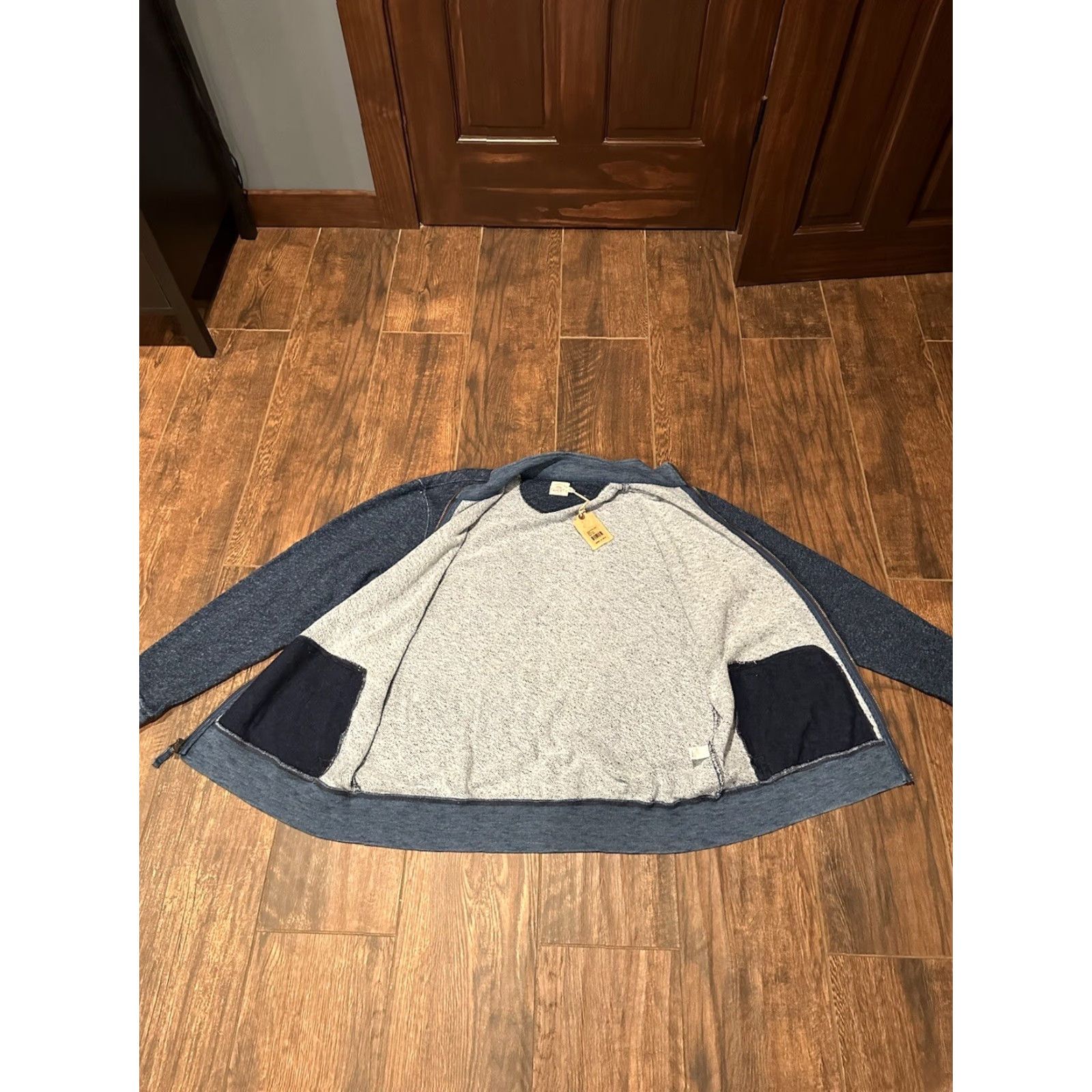Faherty NWT Faherty Marled Indigo Jacket Blue 2XL Full Zip Mens Size 2XL Synthetic? Wait no. Size US XXL / EU 58 / 5 - 7 Thumbnail