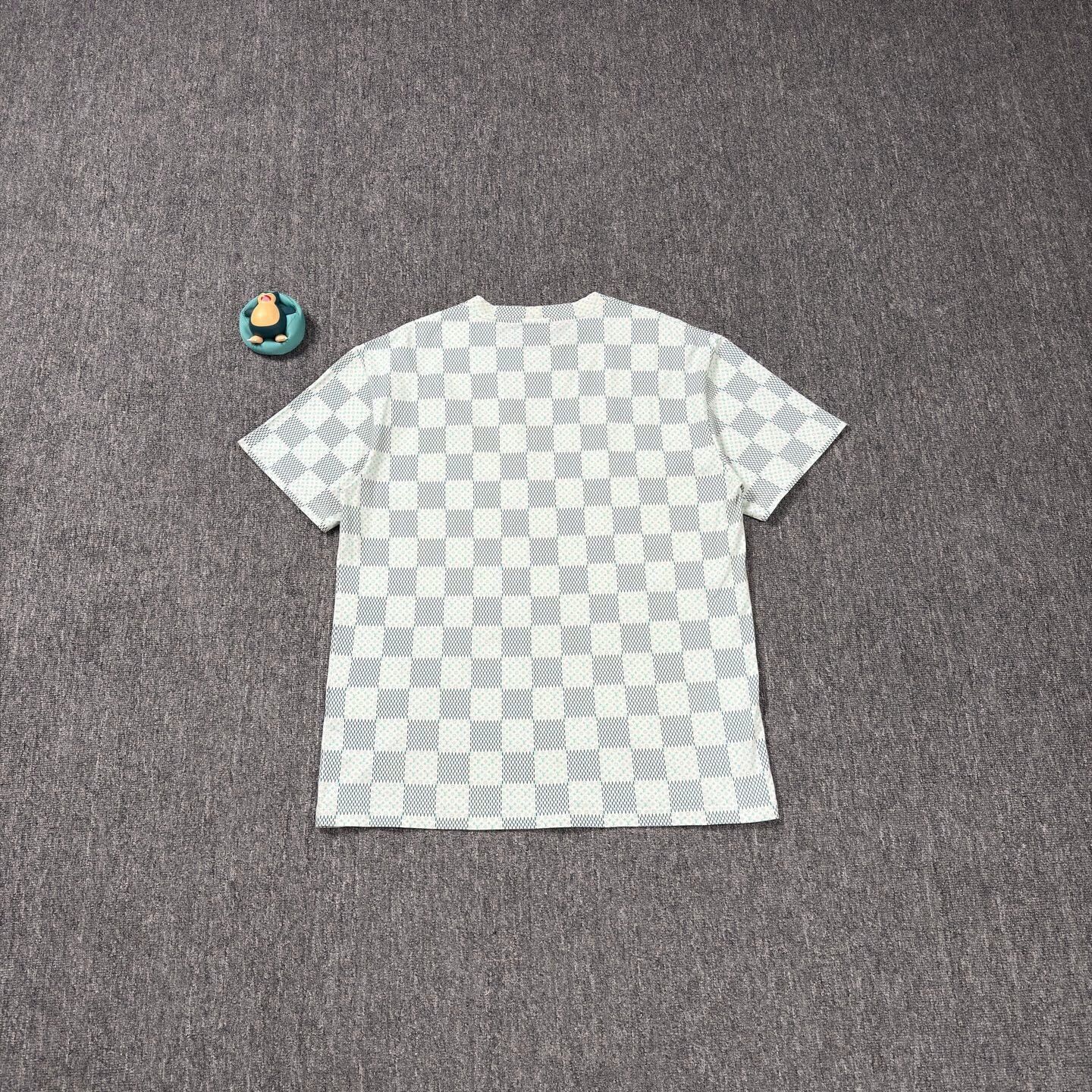 Louis Vuitton LV x Pharrell Damier White Green SS Tee XL Like New Size US XL / EU 56 / 4 - 2 Thumbnail
