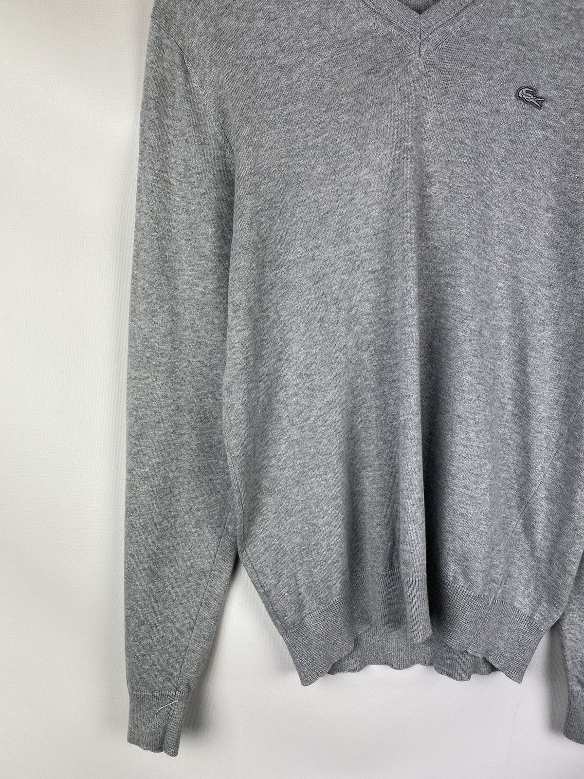 Lacoste Lacoste men’s v-neck sweater pullover size 4 Size US M / EU 48-50 / 2 - 8 Thumbnail
