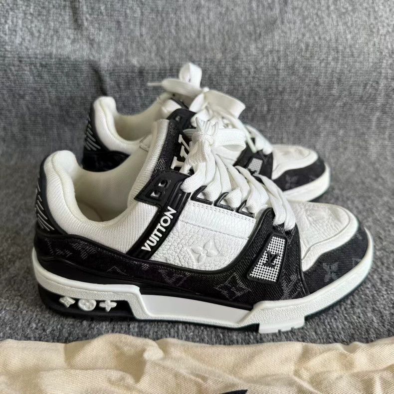 Louis Vuitton Louis Vuitton Trainer Black and White Denim shoes Size US 12 / IT 42 - 3 Thumbnail