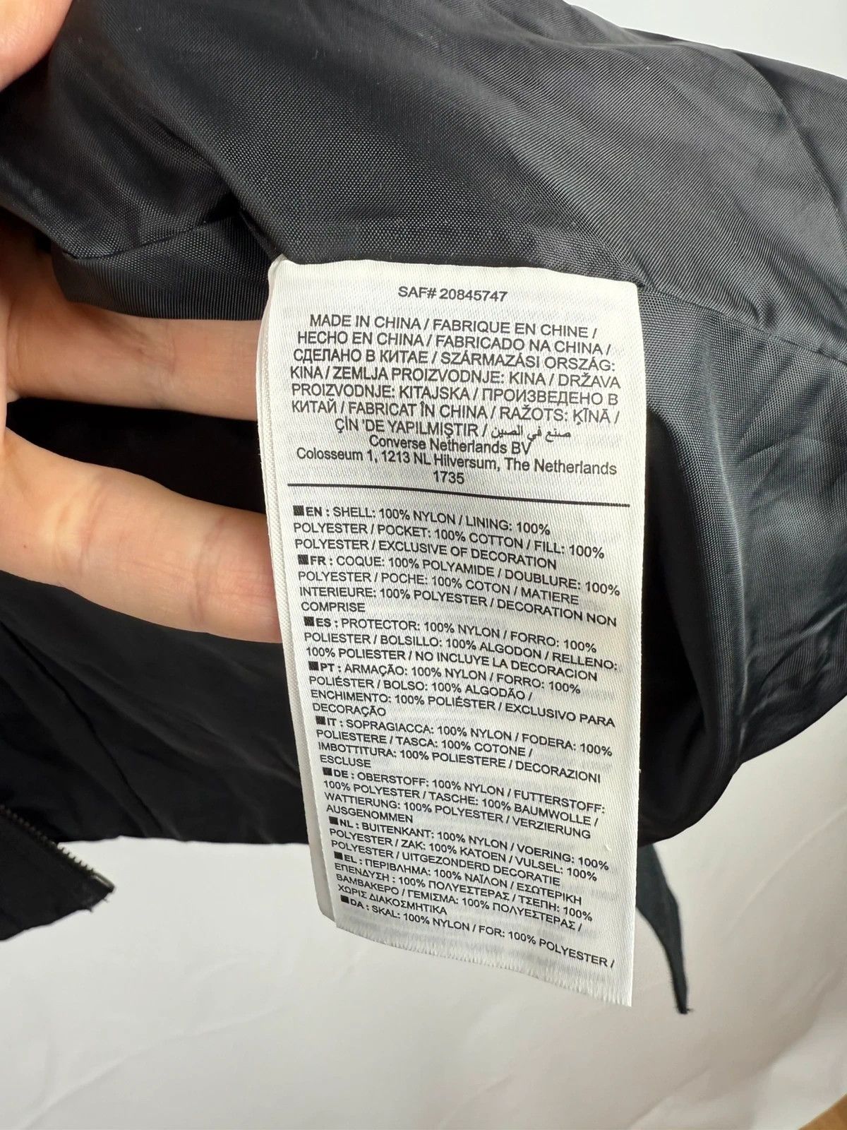 Converse Converse Shapes Gilet Asymmetrical Vest size M-L Size US M / EU 48-50 / 2 - 13 Thumbnail