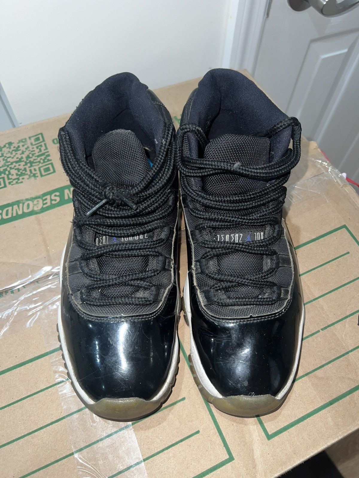 Jordan Brand Jordan 11 Retro ‘Space Jam’ (2016) size 8.5 Size US 8.5 / EU 41-42 - 6 Thumbnail