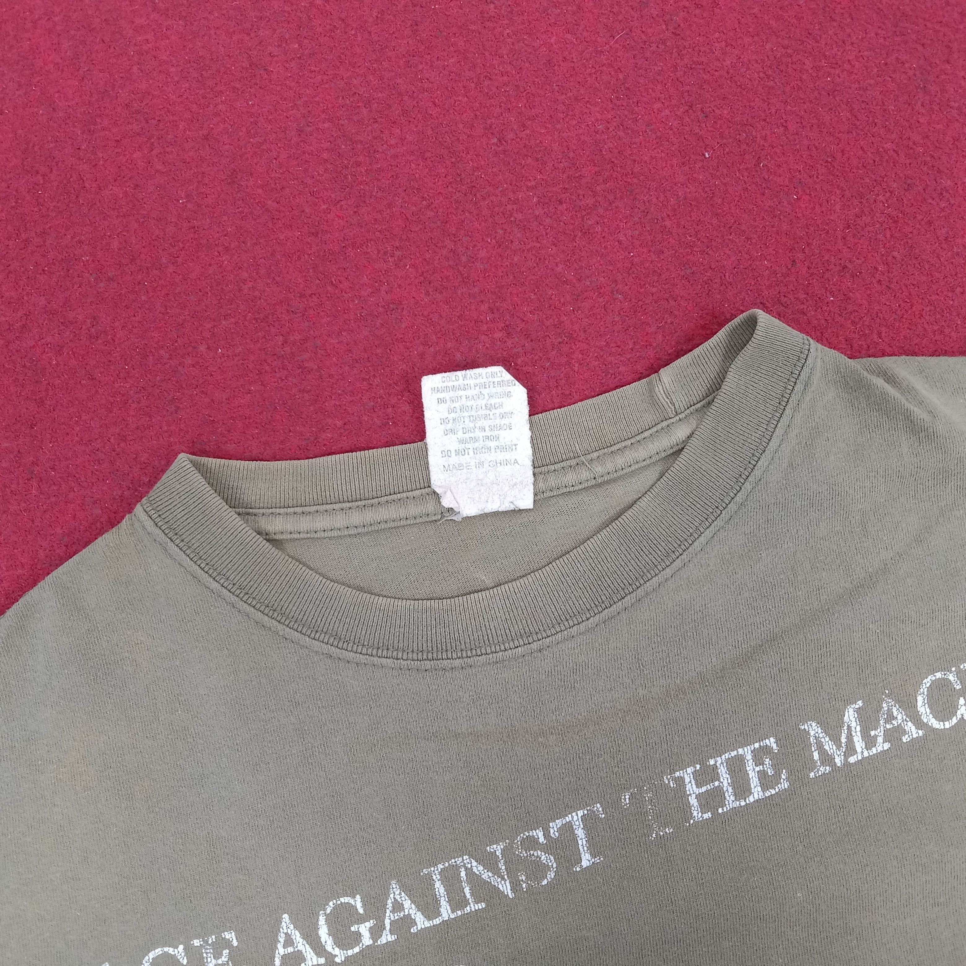 Band Tees × Rage Against The Machine Rage Against The Machine Rock Band Music Tshirt Size US M / EU 48-50 / 2 - 3 Thumbnail