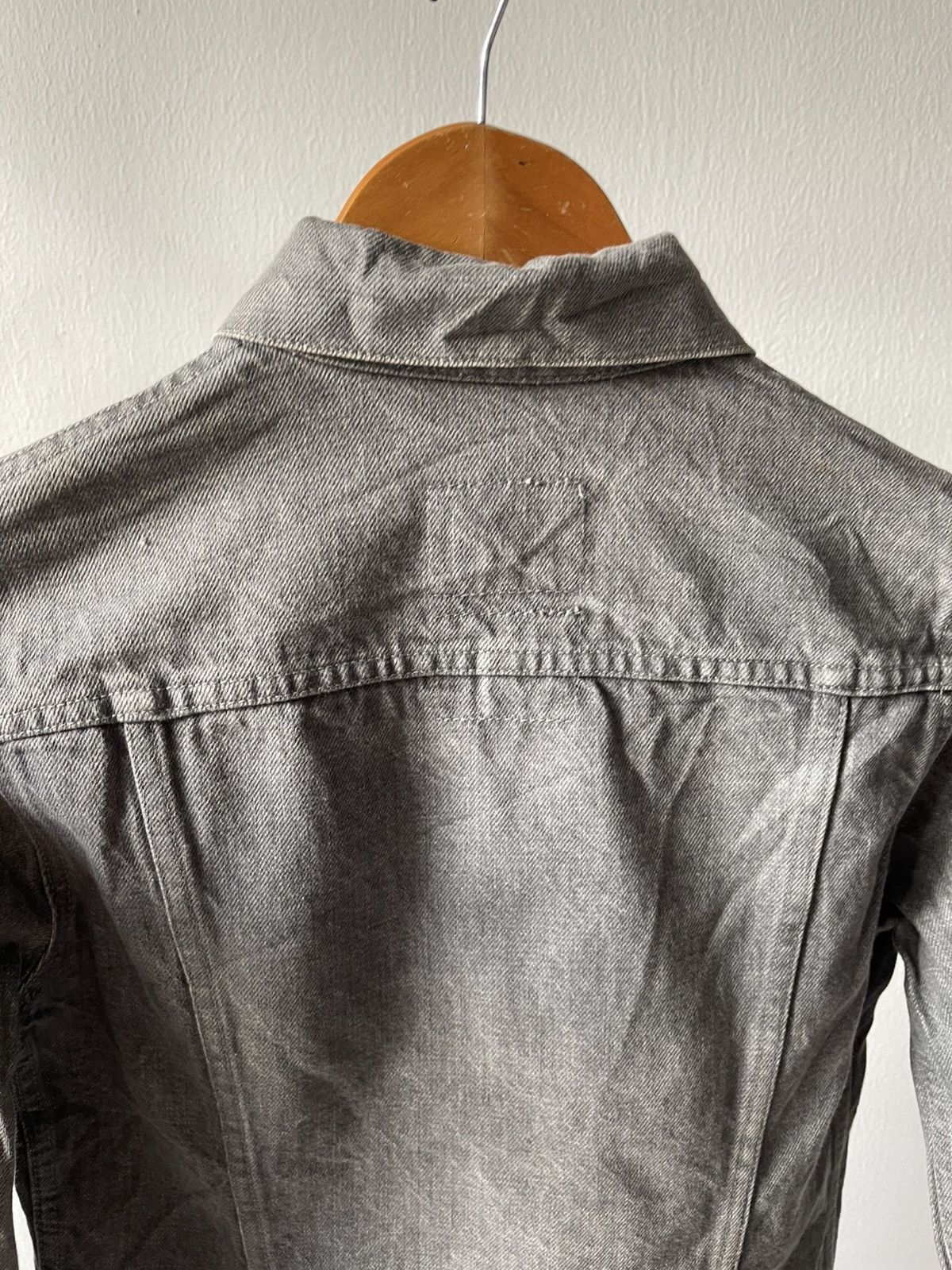 Helmut Lang 90s Helmut Lang Slim 2Pocket Turn Up Denim Jacket Size US XS / EU 42 / 0 - 8 Thumbnail