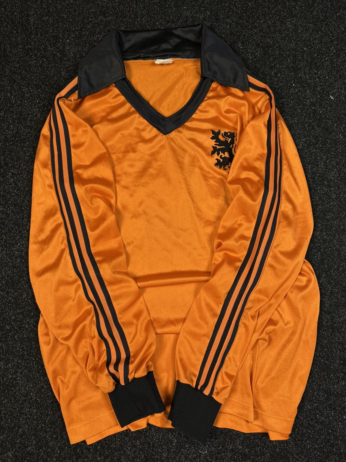 Adidas Holland 1977–1978 Home Football Shirt (Adidas era) Size US L / EU 52-54 / 3 - 6 Thumbnail