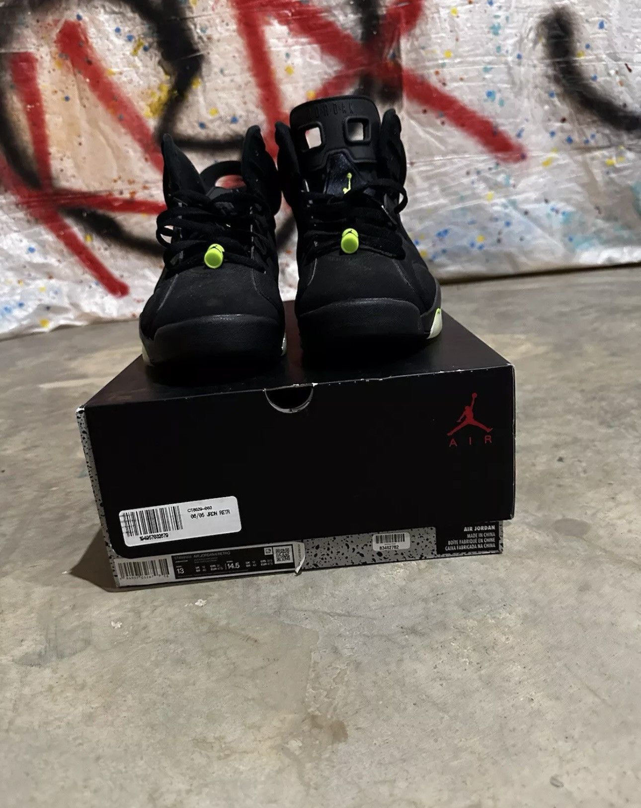 Jordan Brand Jordan 6 Retro “Electric Green” Size US 13 / EU 46 - 1 Thumbnail