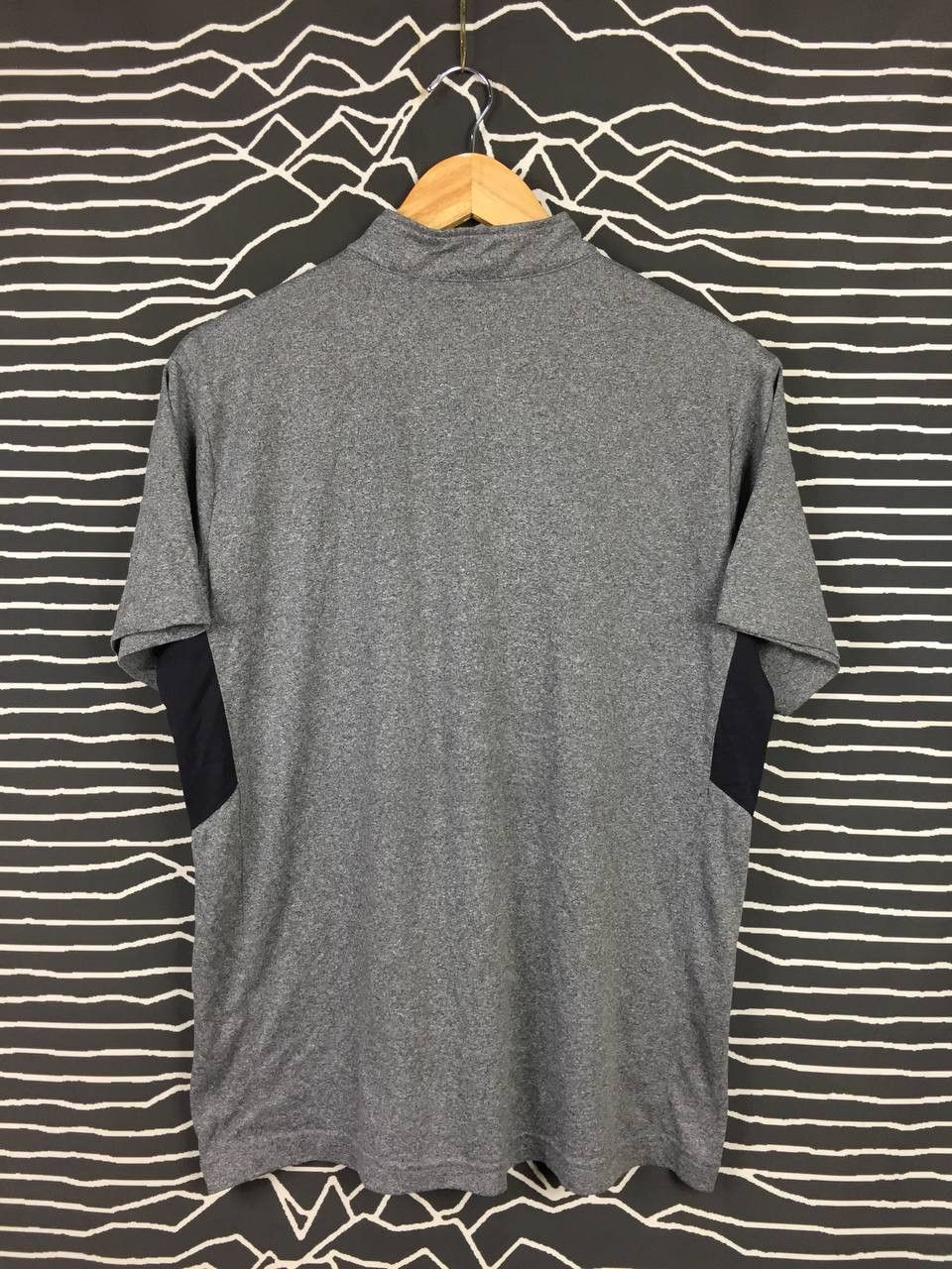 Coleman × Vintage Vtg Coleman Half Zipper Outdoor Activewear Tee Size US L / EU 52-54 / 3 - 6 Thumbnail