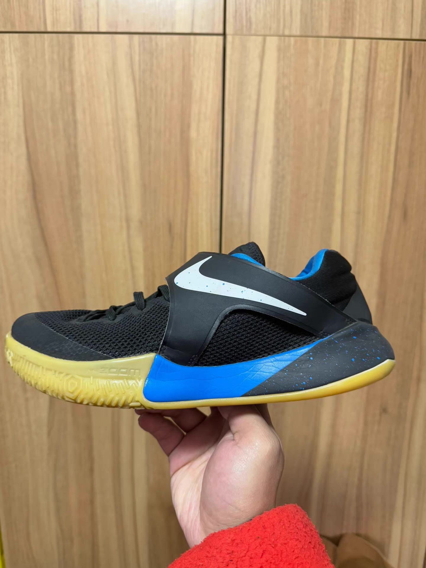 Nike Nike Zoom Live EP performance basketball shoes Ｑ20 Size US 9 / EU 42 - 1 Thumbnail