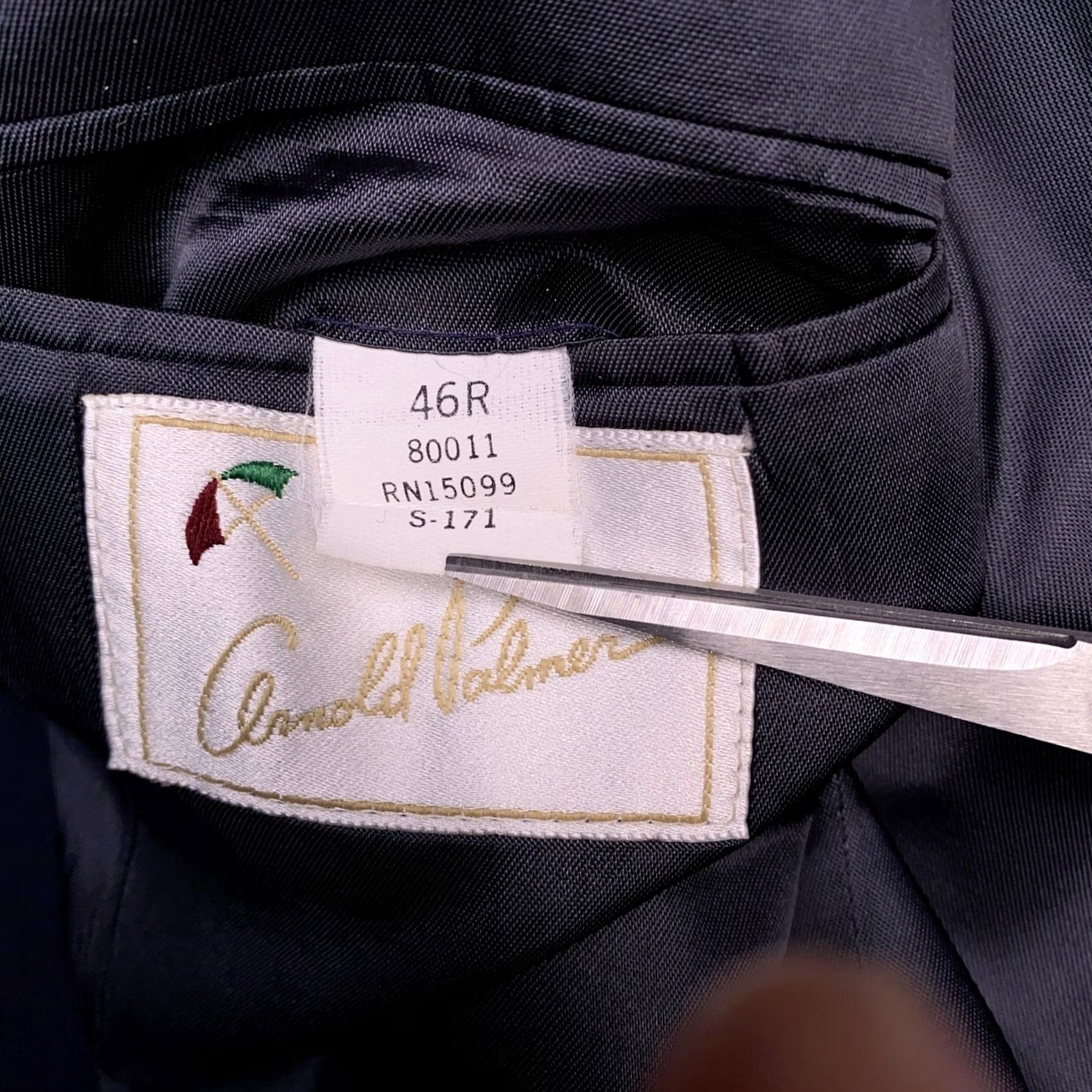 Vintage VINTAGE Arnold Palmer Sport Coat Mens 46R Navy Blue Wool Blazer Gold Buttons Jacket Blazer 90s Mens Size 46R - 7 Thumbnail