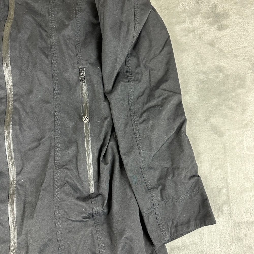 Lululemon Black Waterproof Jacket Women’s Size Small