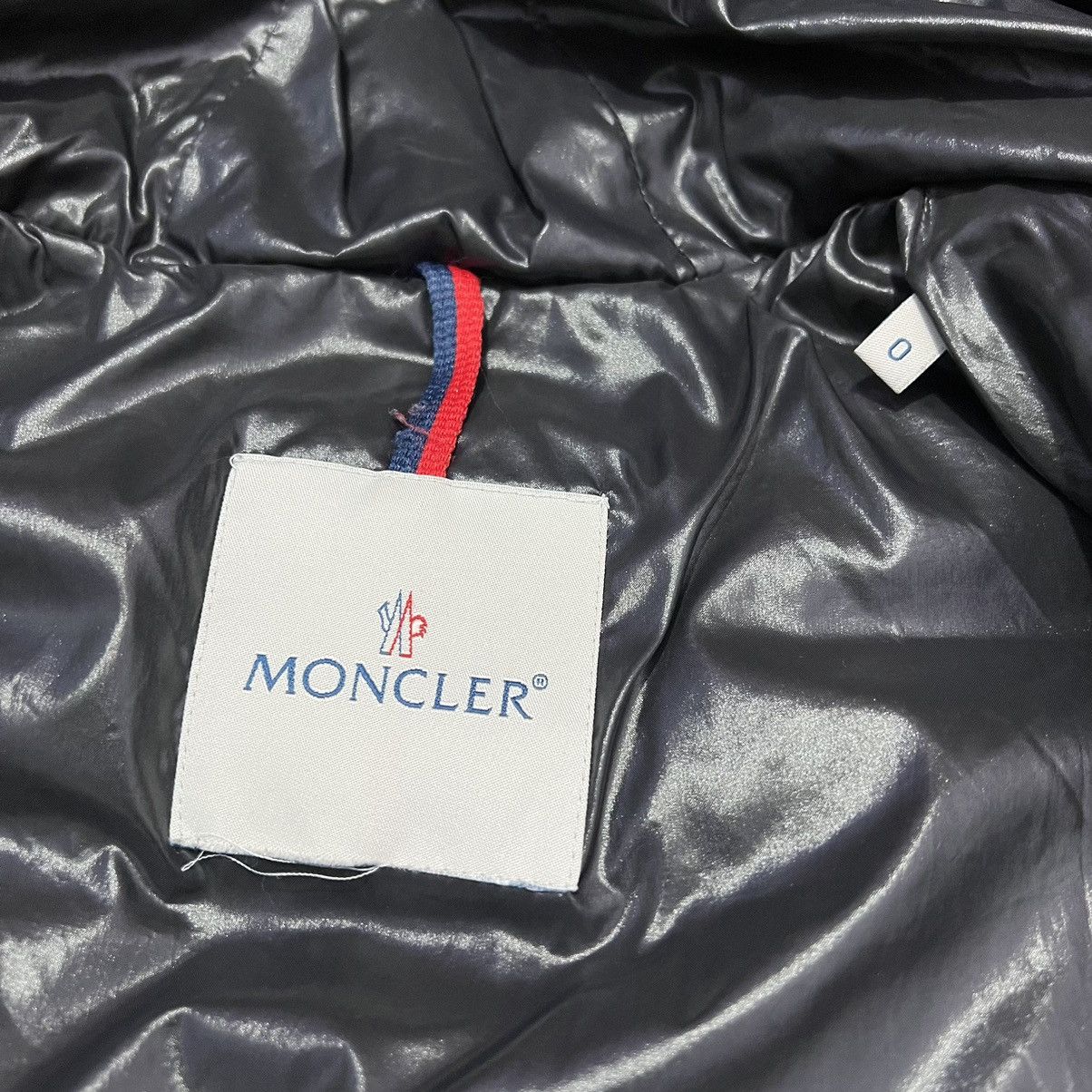 Moncler Moncler vintage women’s down jacket Size XS / US 0-2 / IT 36-38 - 15 Thumbnail