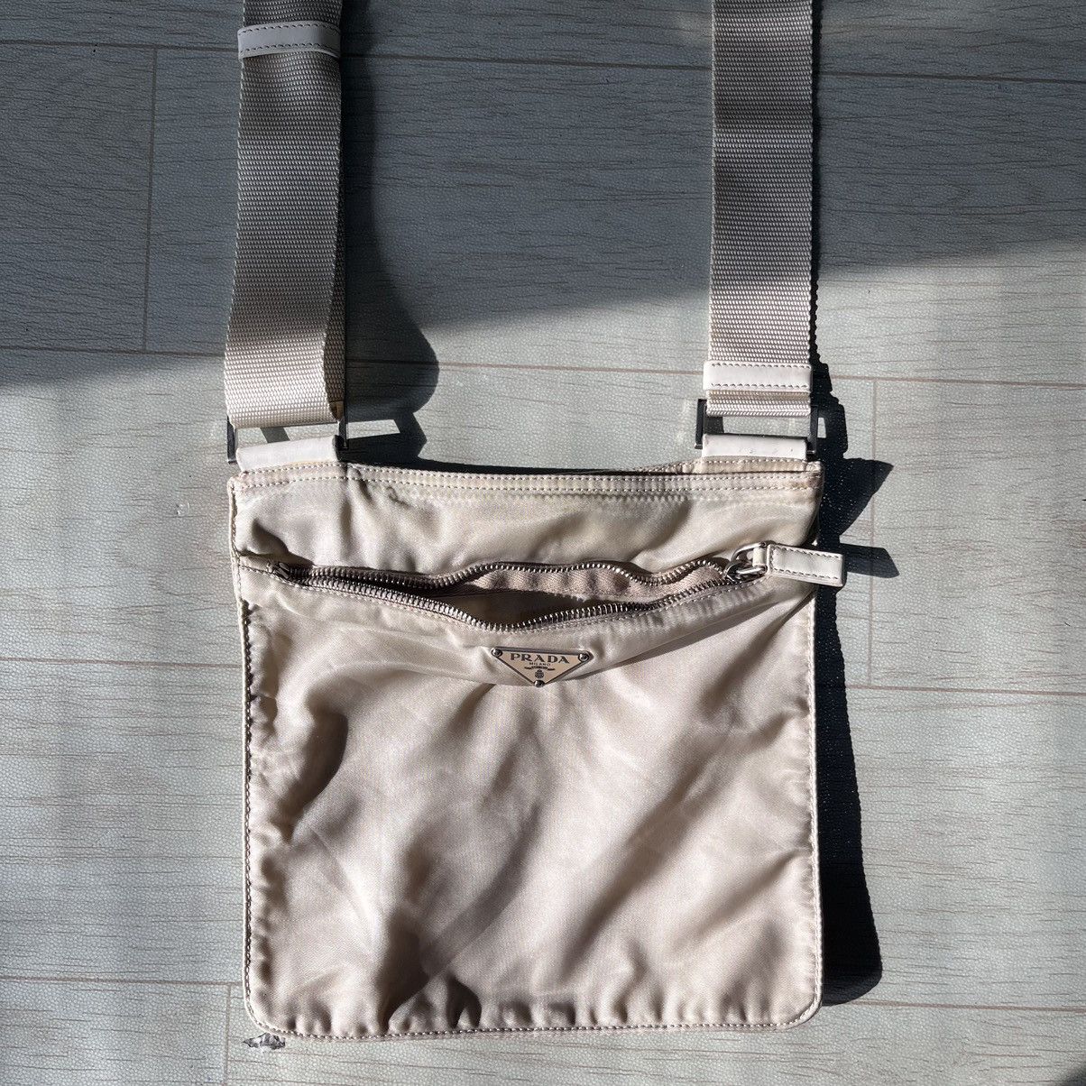 Prada Vintage💥 Prada nylon sling bag 🟡 Size ONE SIZE - 3 Thumbnail