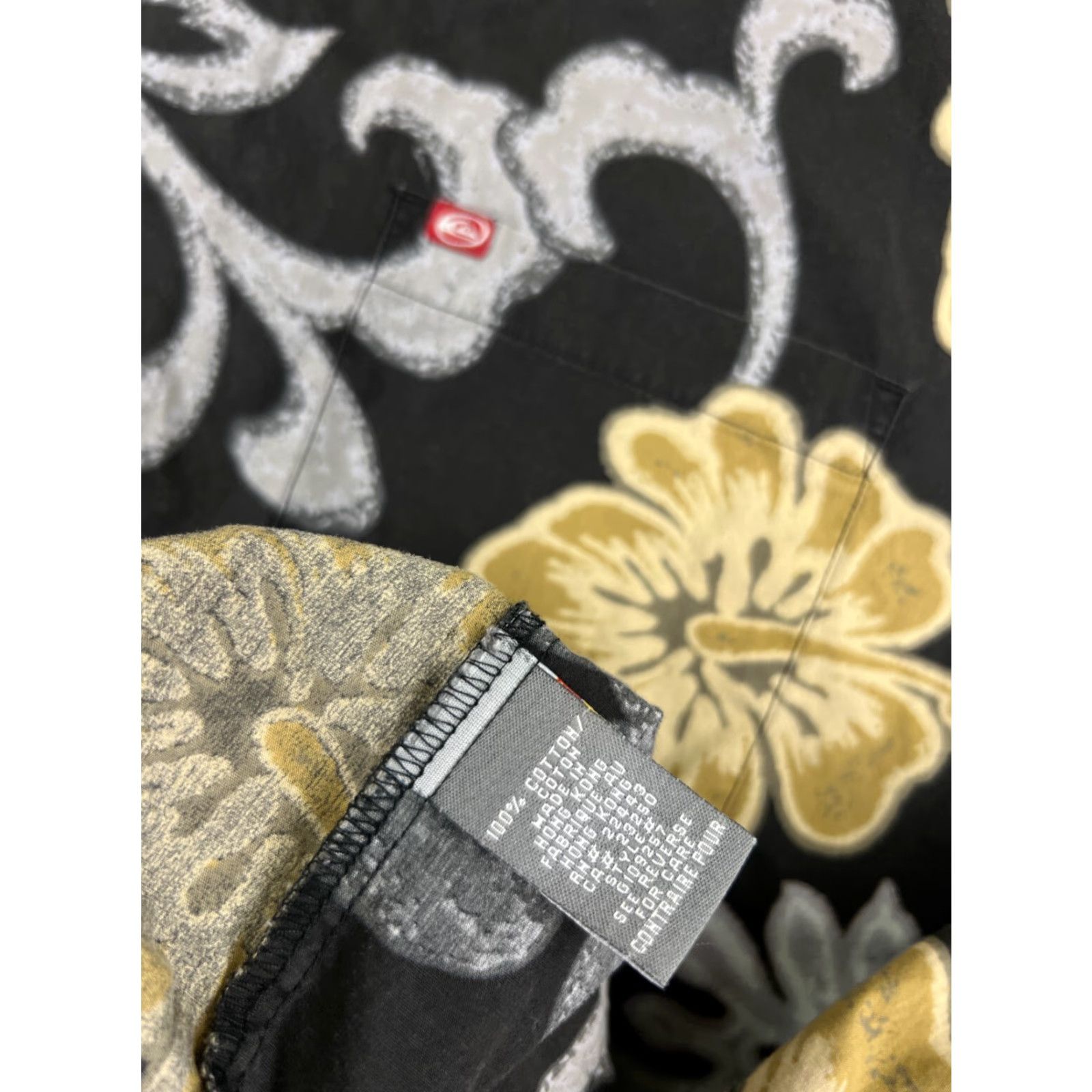 Quiksilver VINTAGE Quiksilver Shirt Men Large Black Beige Floral Hawaiian Cotton Vacation Size US L / EU 52-54 / 3 - 4 Thumbnail