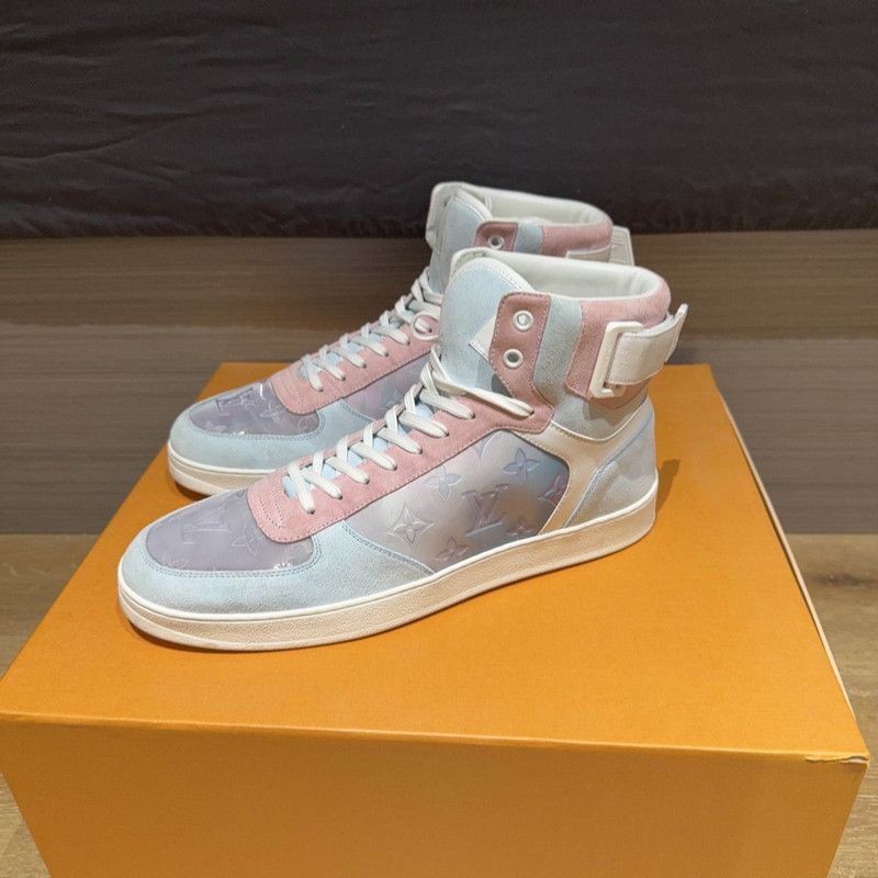 Louis Vuitton Louis Vuitton Rivoli High-Top Fashion Sneakers 0079 Size US 10 / EU 43 - 1 Thumbnail