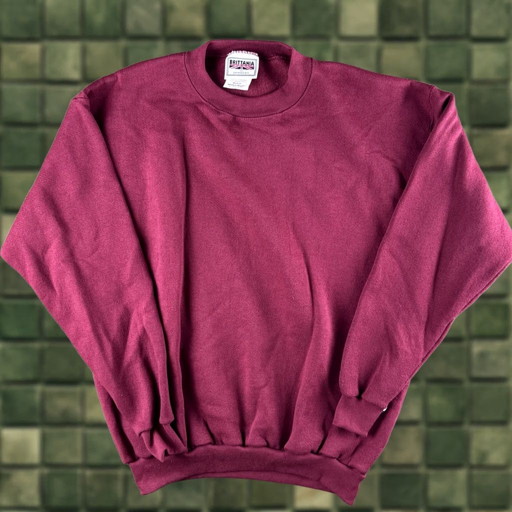 Vintage VINTAGE Brittania USA 90s Crewneck Sweatshirt Burgundy M Mens Size US M / EU 48-50 / 2 - 1 Thumbnail