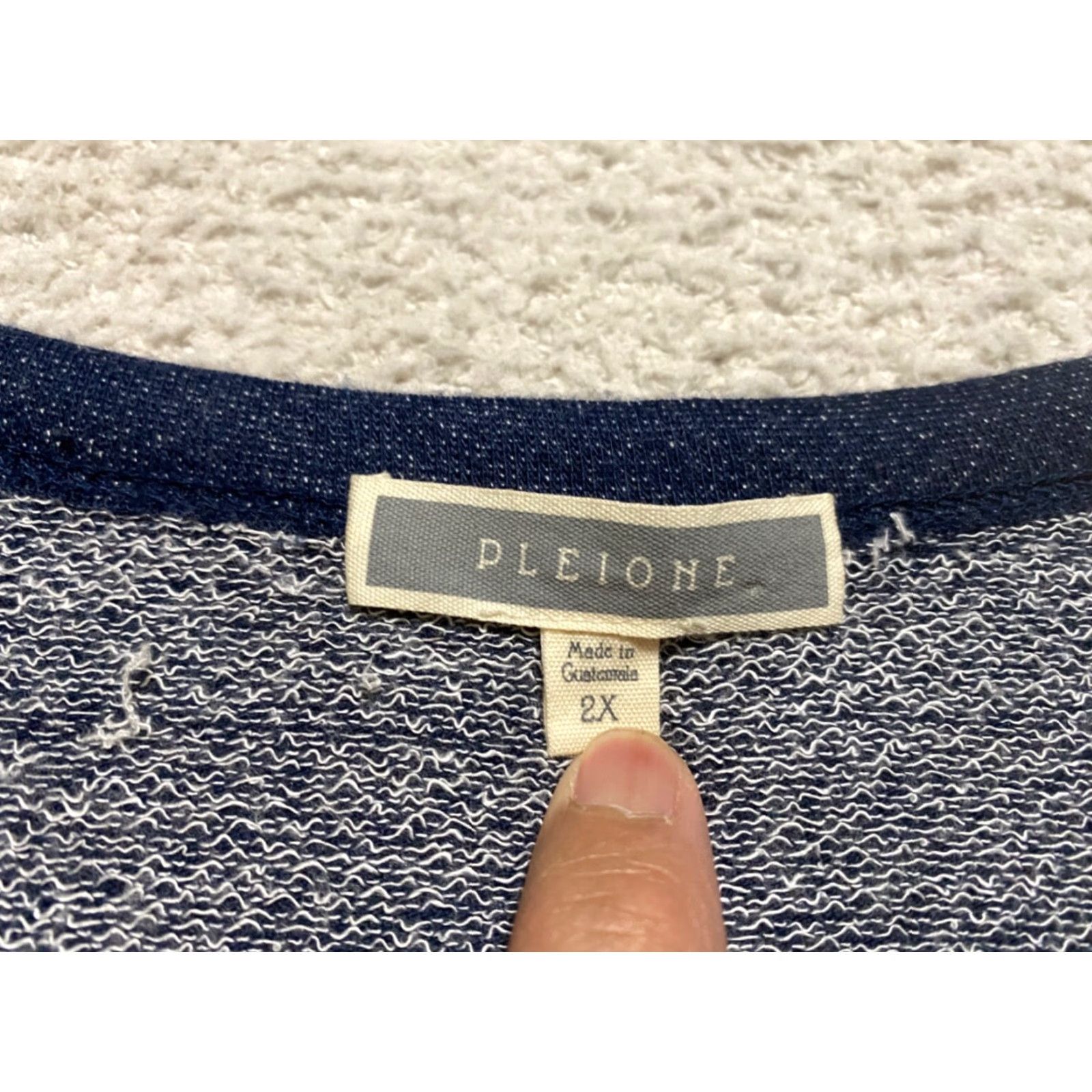 Vintage Pleione Womens 2X Plus Shirt 3/4 Sleeve Solid Blue Round Neck Floral Pullover Size XXL / US 16-18 / IT 52-54 - 5 Thumbnail