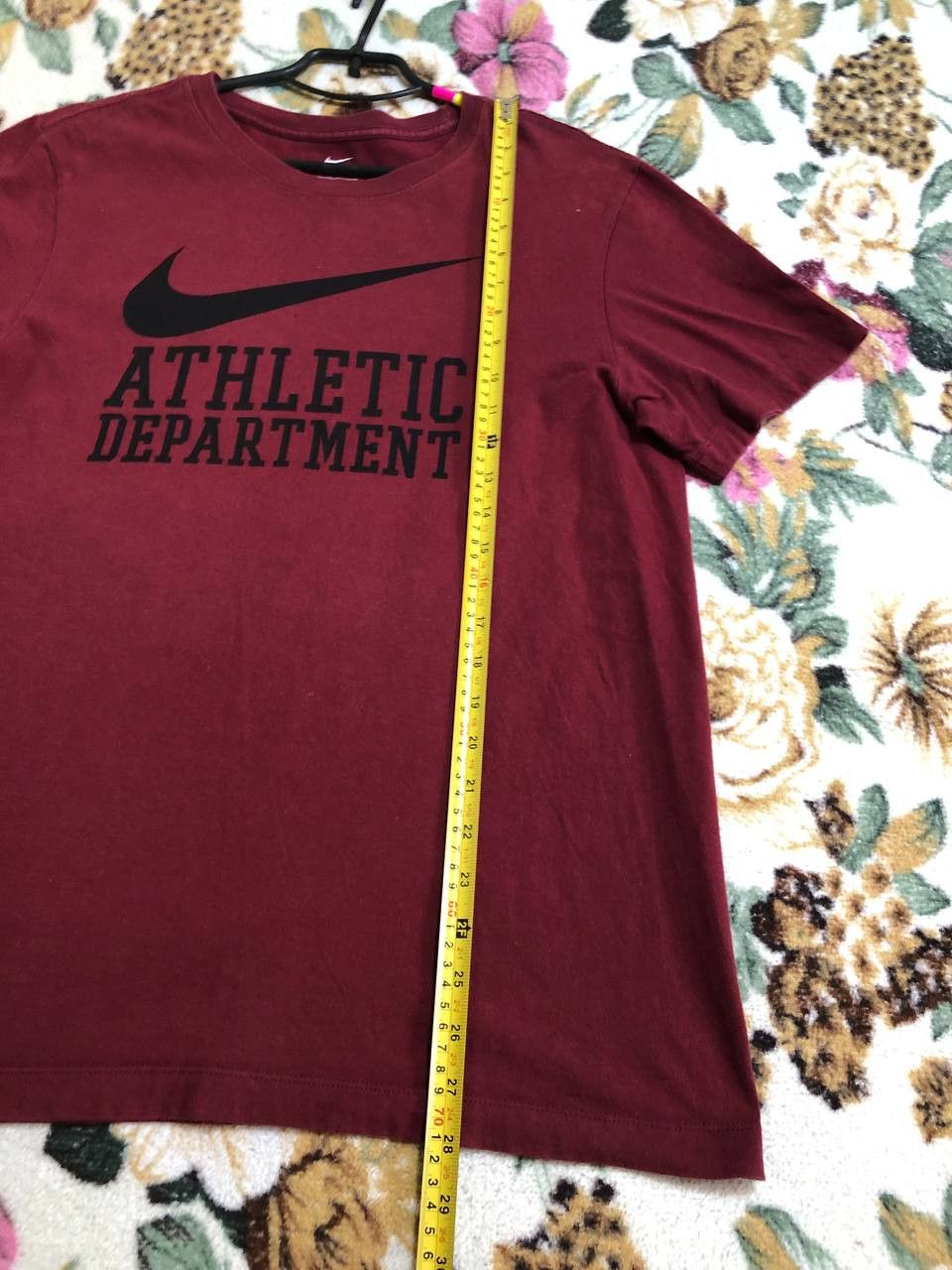 Nike Nike Shirt Center Swoosh Athletic Department Logo Run Gym Size US S / EU 44-46 / 1 - 8 Thumbnail