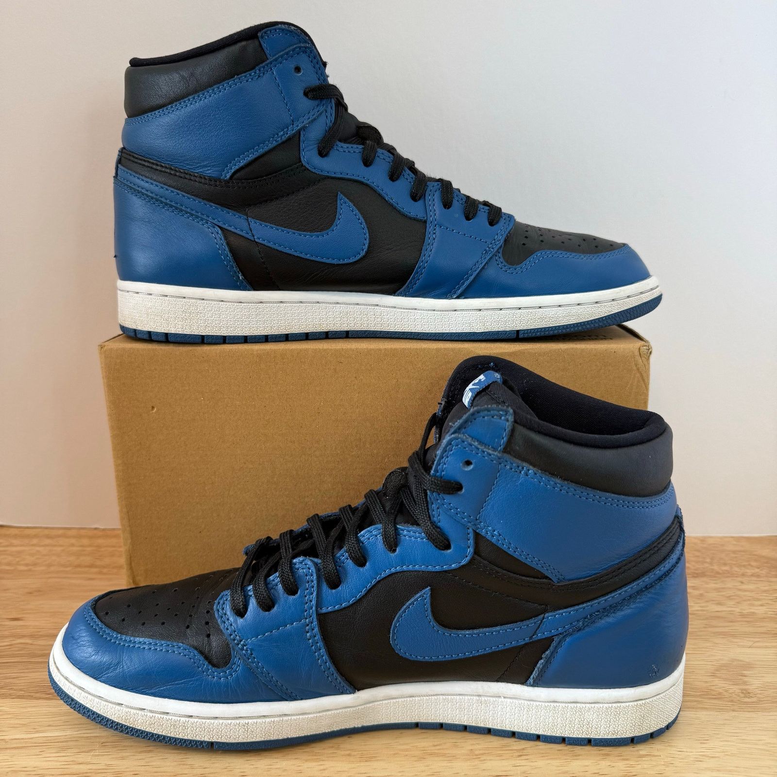 Jordan Brand Air Jordan 1 Retro High OG 'DarkMarina Blue' Men’s Size 10.5 Size US 10.5 / EU 43-44 - 2 Thumbnail